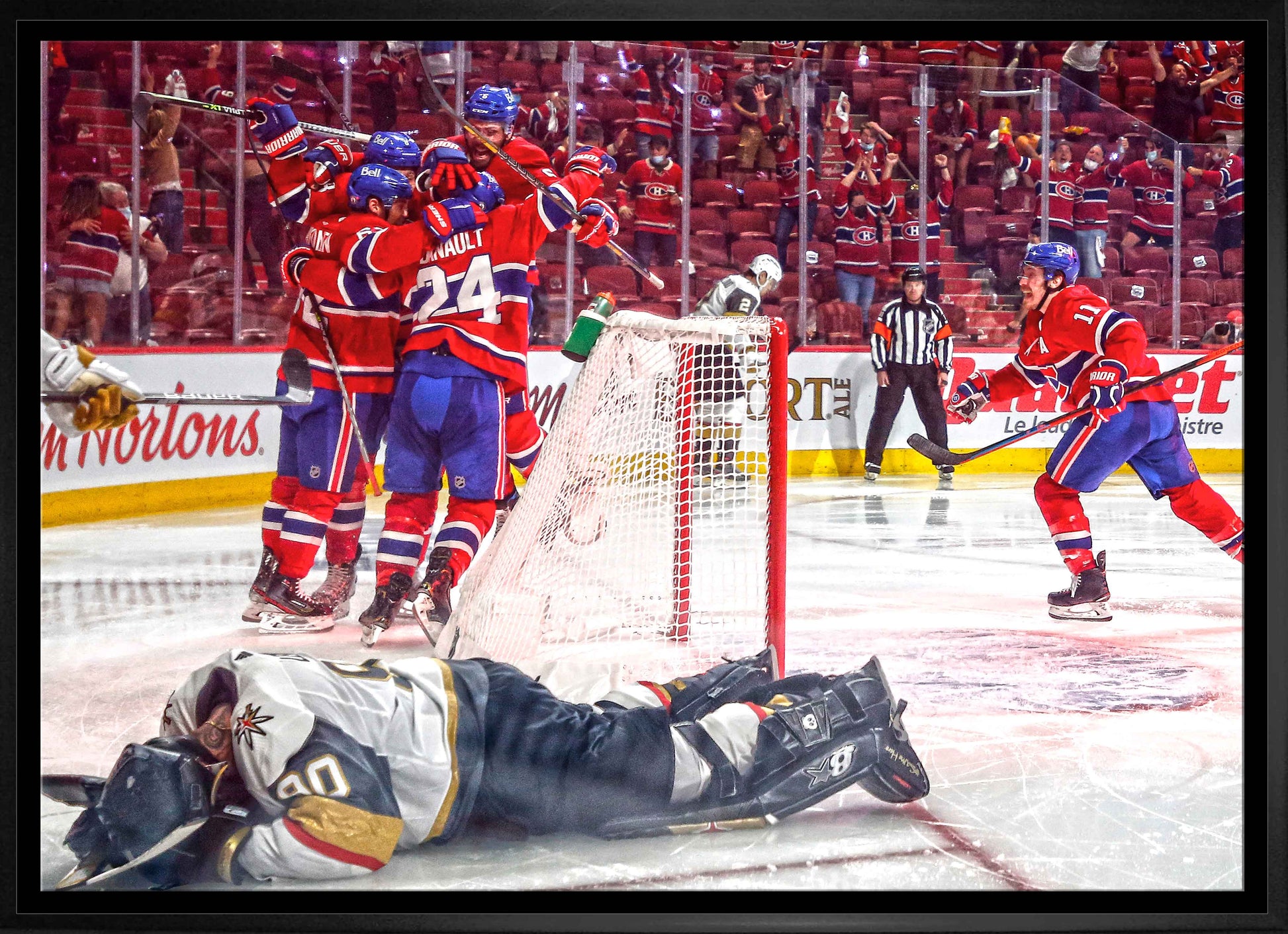 Montreal Canadiens Framed 20x29 Game-Winning Goal Canvas - Velora Luxury Fashion