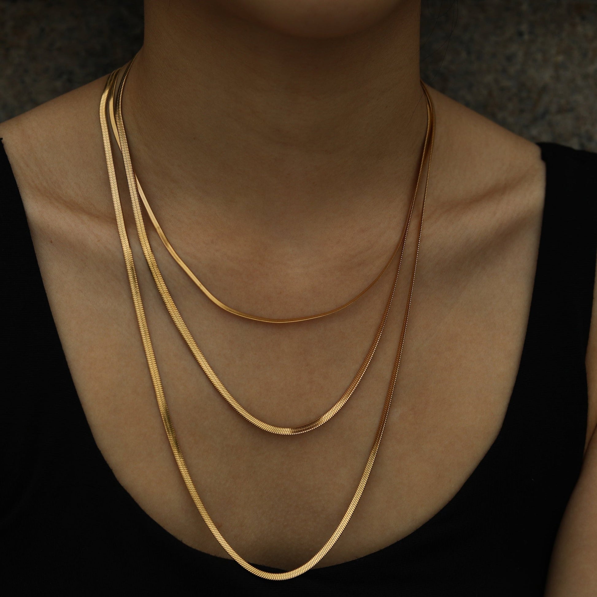 NALA: Snake-Skin Textured Triple Layered Gold Necklace - Velora Luxury Fashion