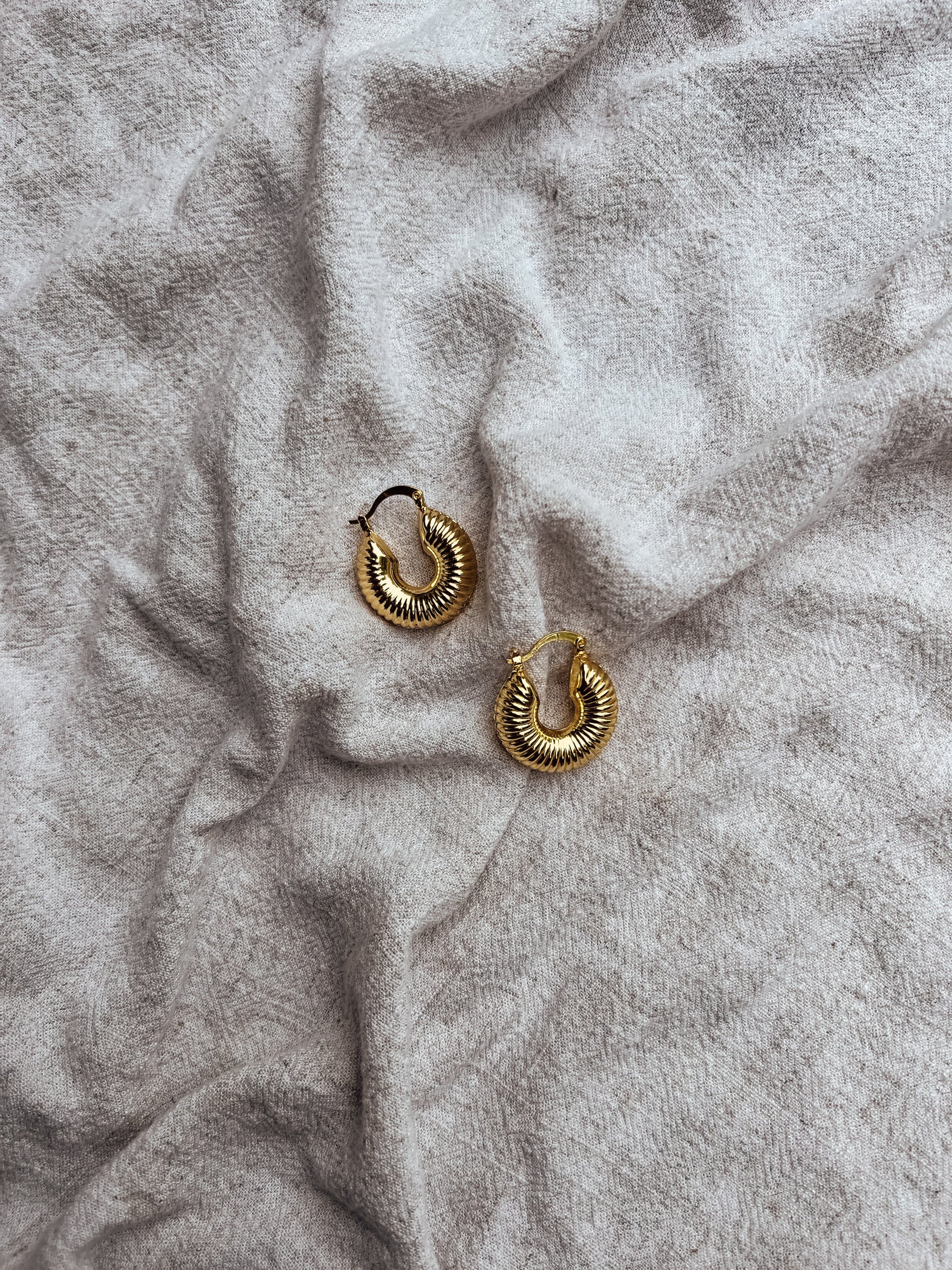 Nahanni Hoops - Velora Luxury Fashion