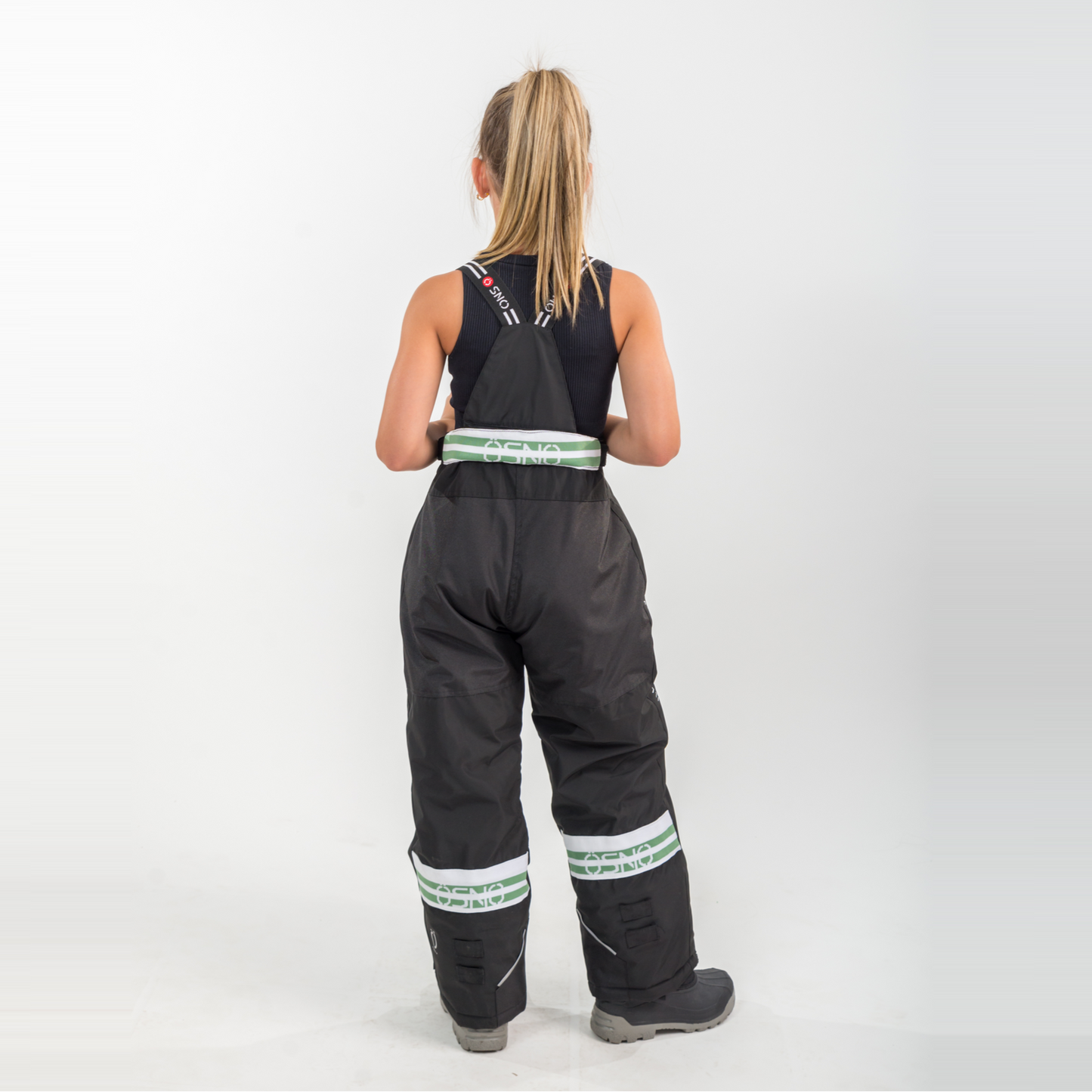 Nikki’s Cropped Ski Jacket & Pants Snowsuit - Velora Luxury Fashion