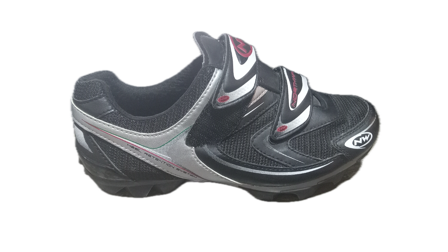 Northwave Unisex Clipless Cycling Shoes Size 36 EU / 4.5 US - Velora Luxury Fashion