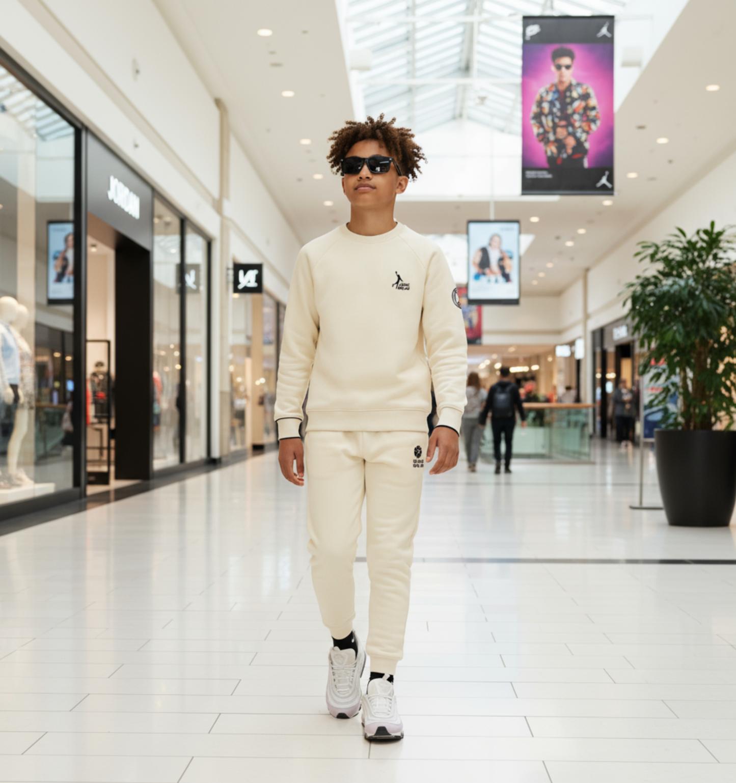 One Air Unisex Joggers Set - Velora Luxury Fashion