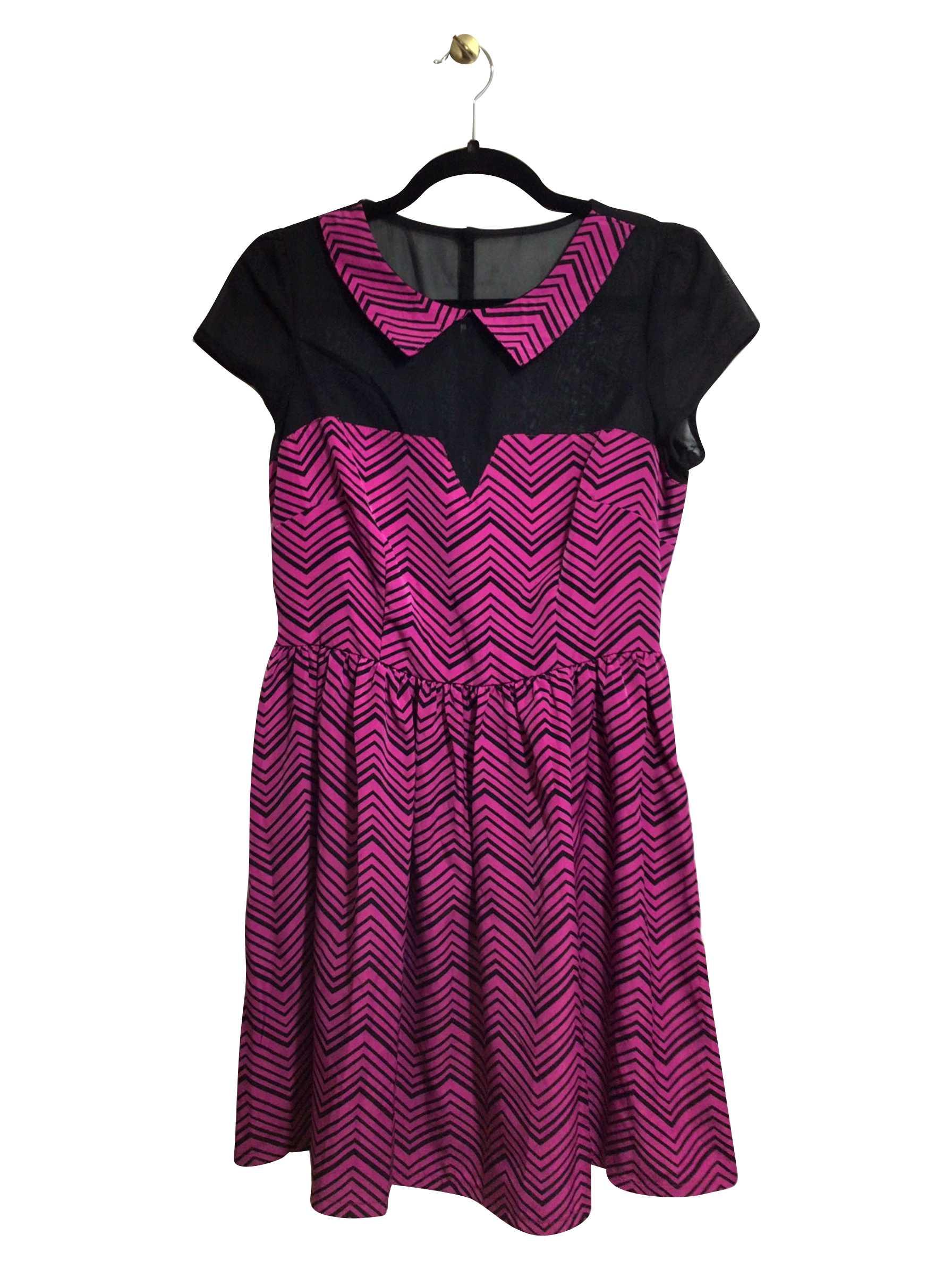 PAPER DOLL Regular fit Shift Dress in Pink - 9 - Velora