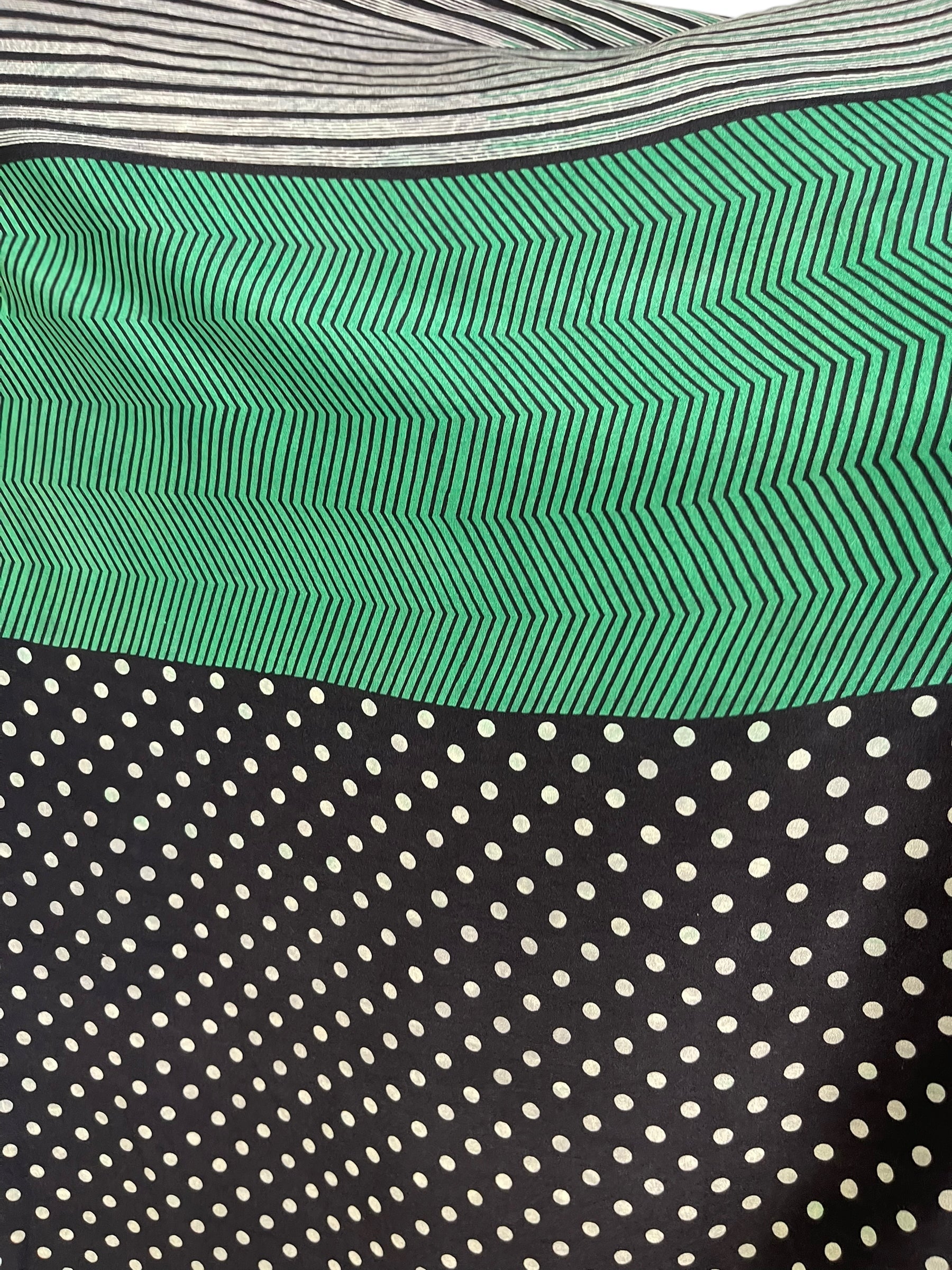 PRC6498 Avatar Pure Silk Cardigan - Velora