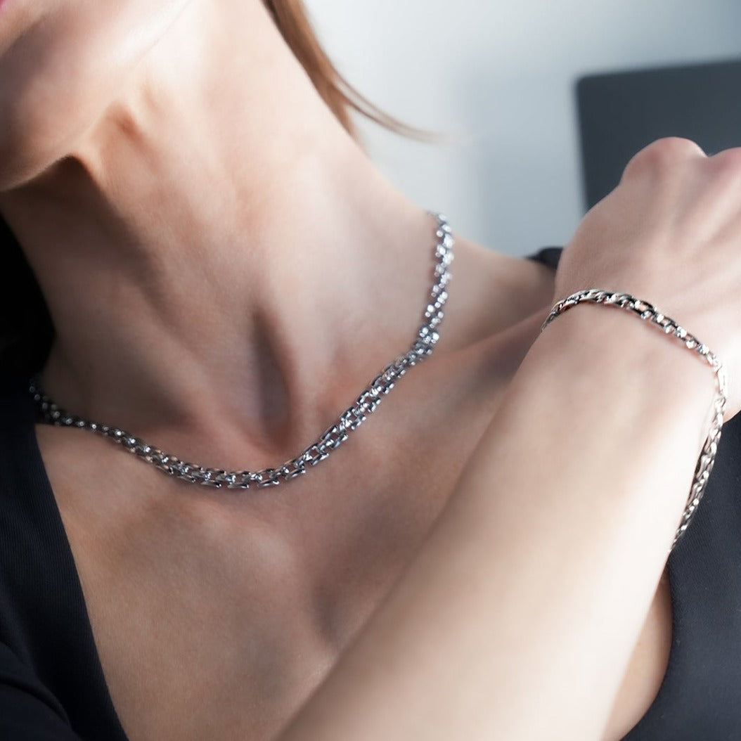 PROVINIA: Retro Watch Style Strap Bracelet in Silver - Velora Luxury Fashion