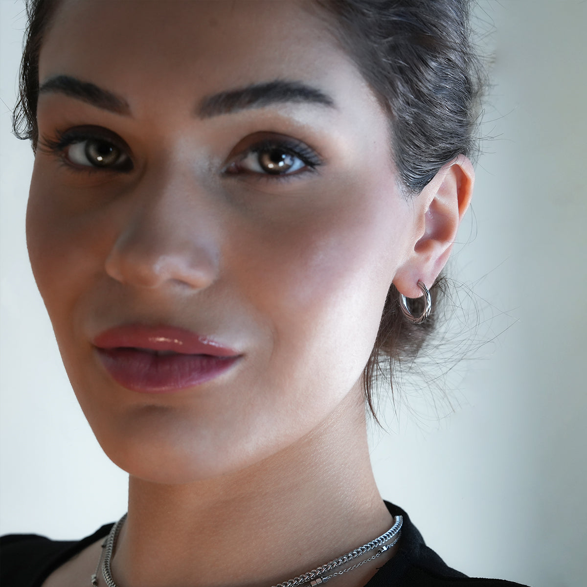 PURLEY: White Gold (Silver Toned) Richly Textured Modernist Mini Hoop Earrings - Velora