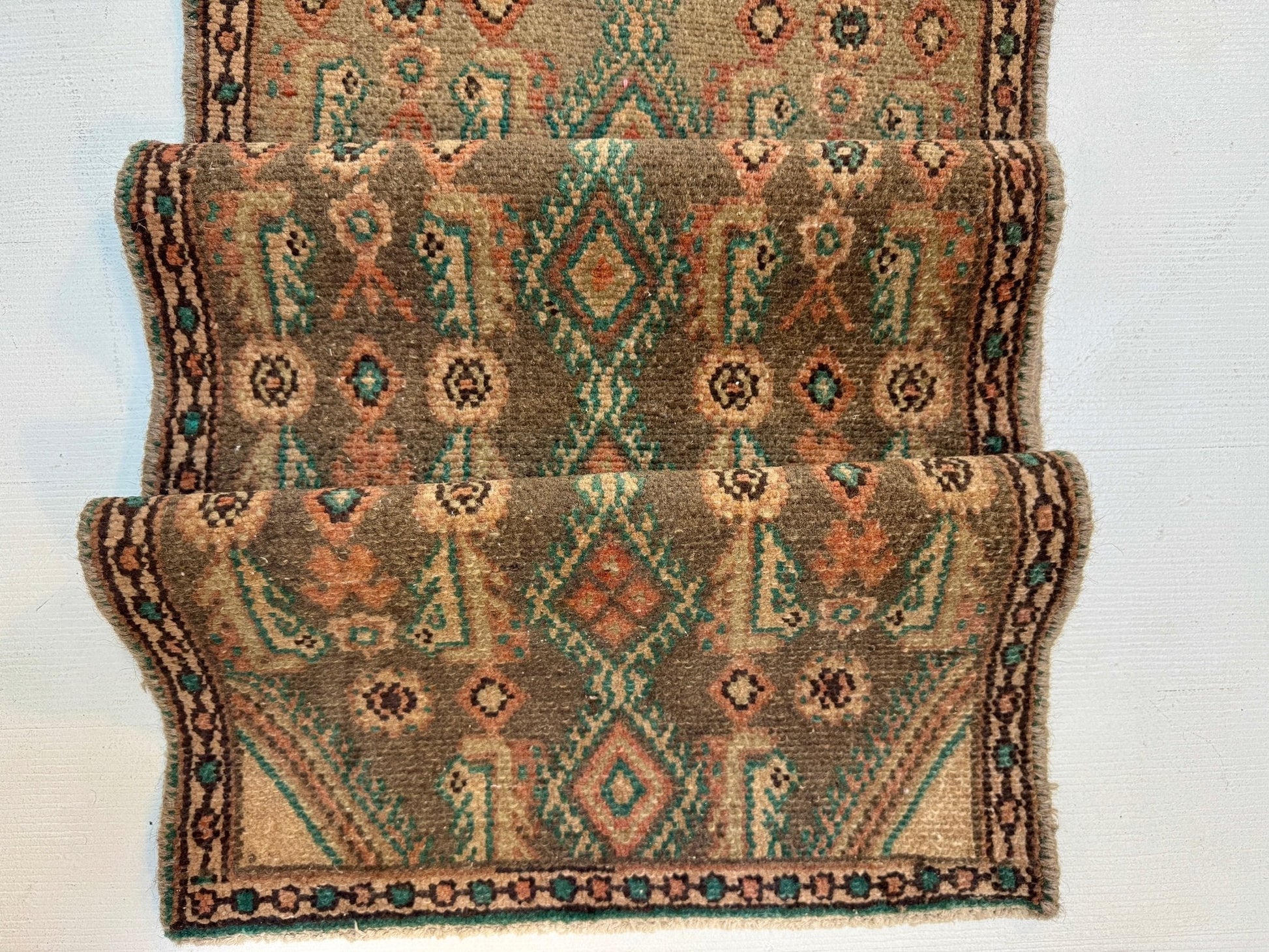 Persian Borujerd Runner Rug | 1' 10” x 6' 5" - Velora Luxury Fashion