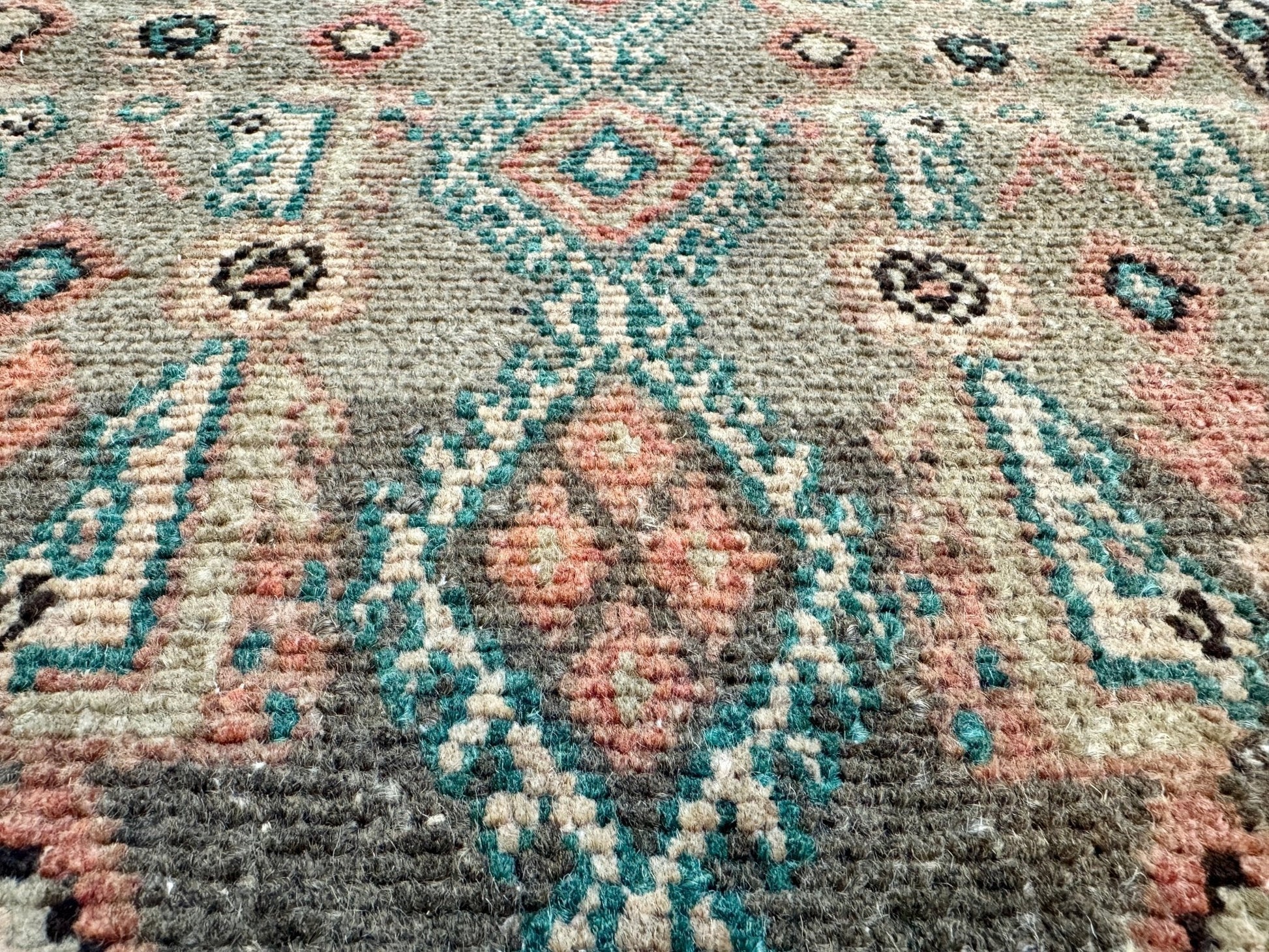 Persian Borujerd Runner Rug | 1' 10” x 6' 5" - Velora Luxury Fashion