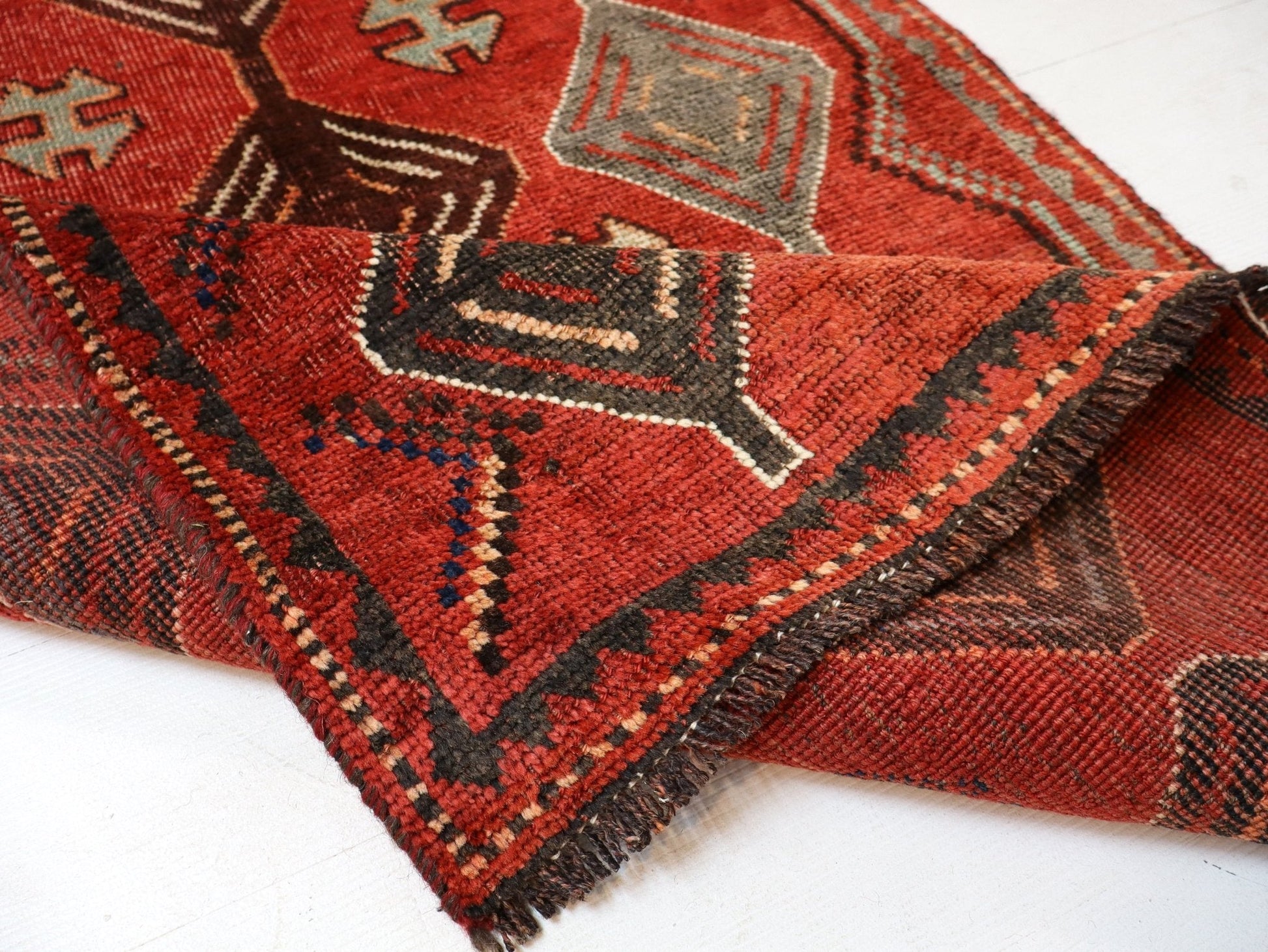 Persian Luri Runner Rug | 3' 1” x 8' 8" - Velora Luxury Fashion