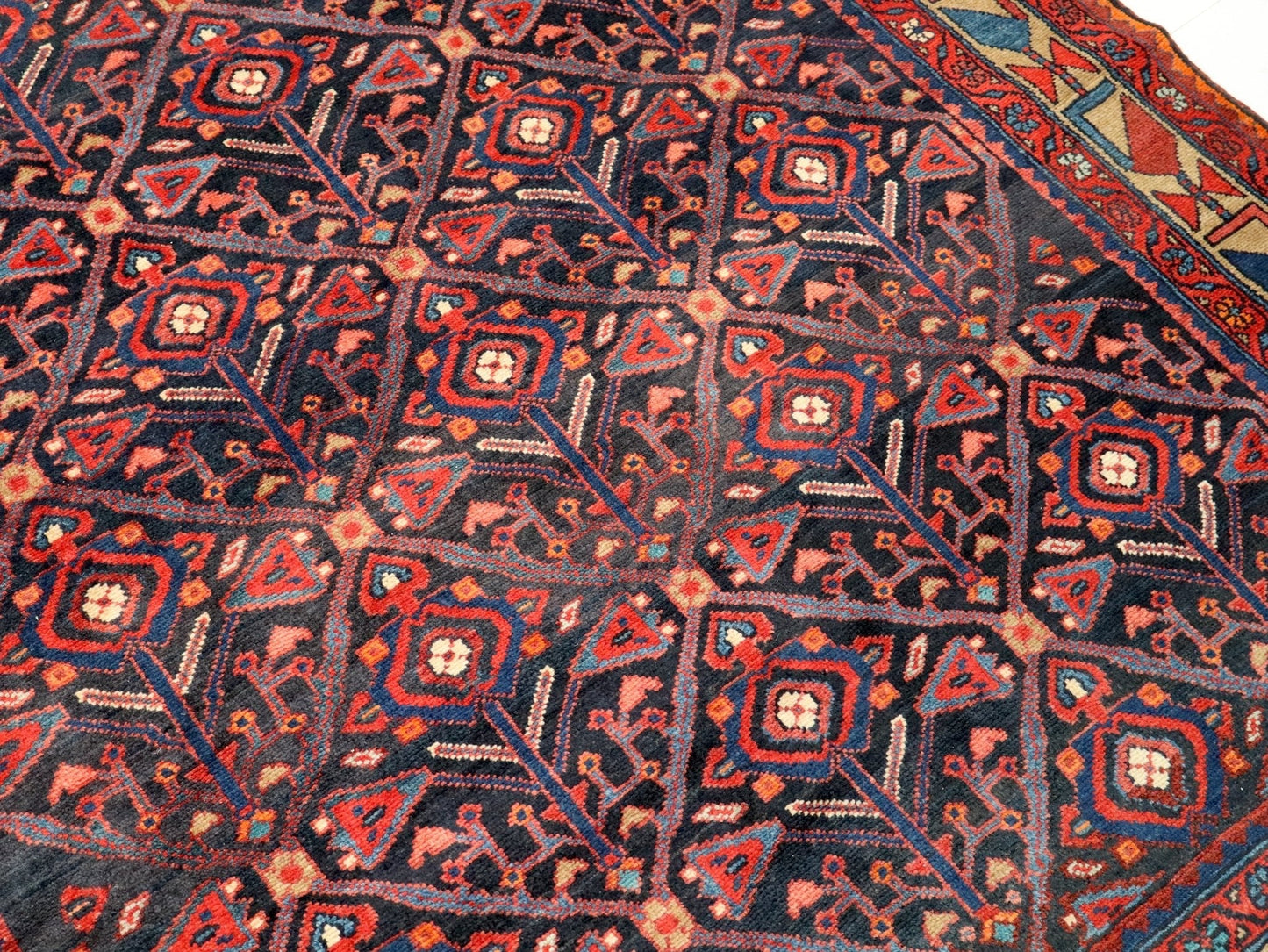 Persian Nahavand Rug | 5' 2" x 10' 8" - Velora Luxury Fashion