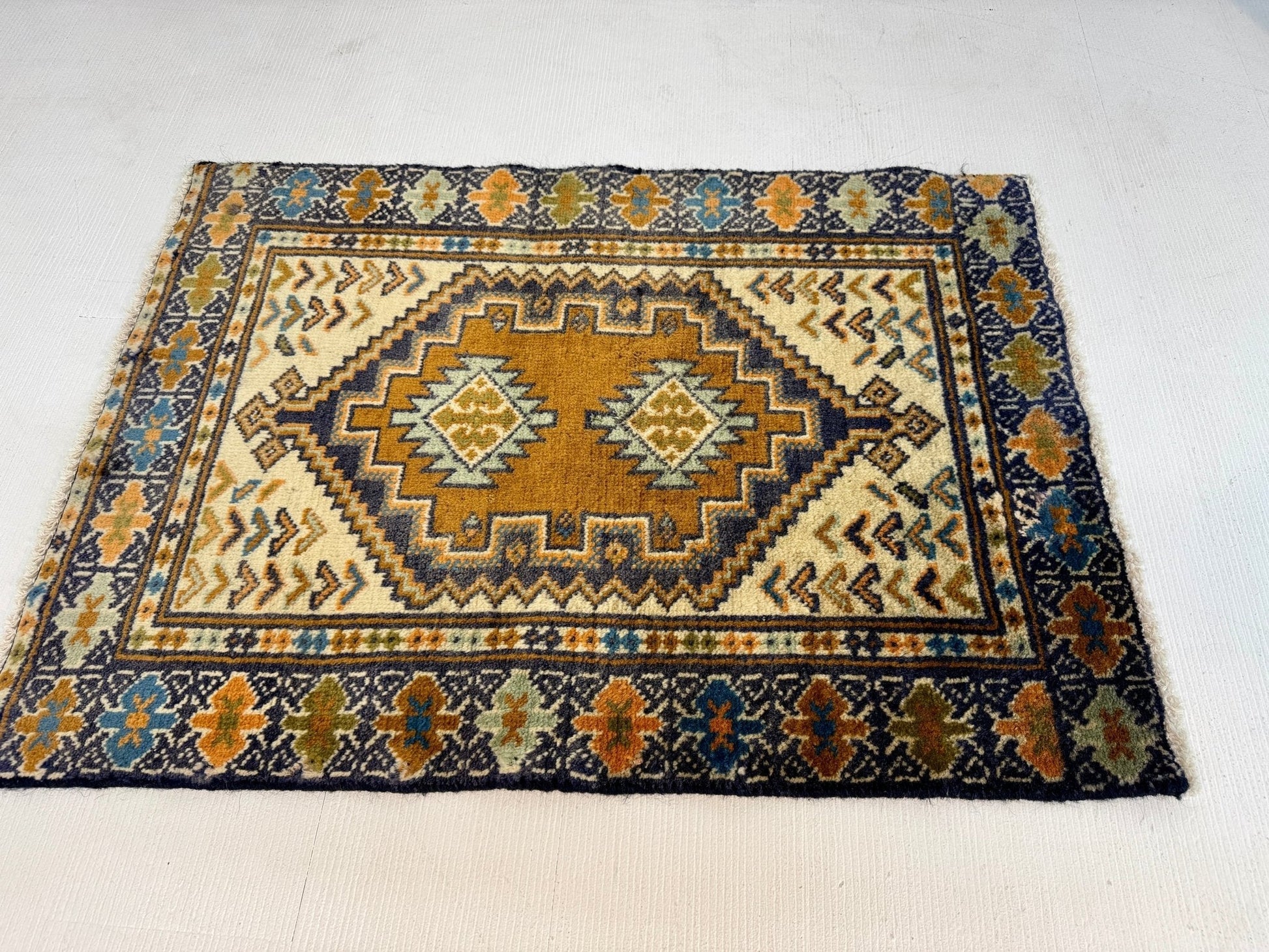 Persian Turkmen Rug | 1' 10” x 2' 7" - Velora Luxury Fashion