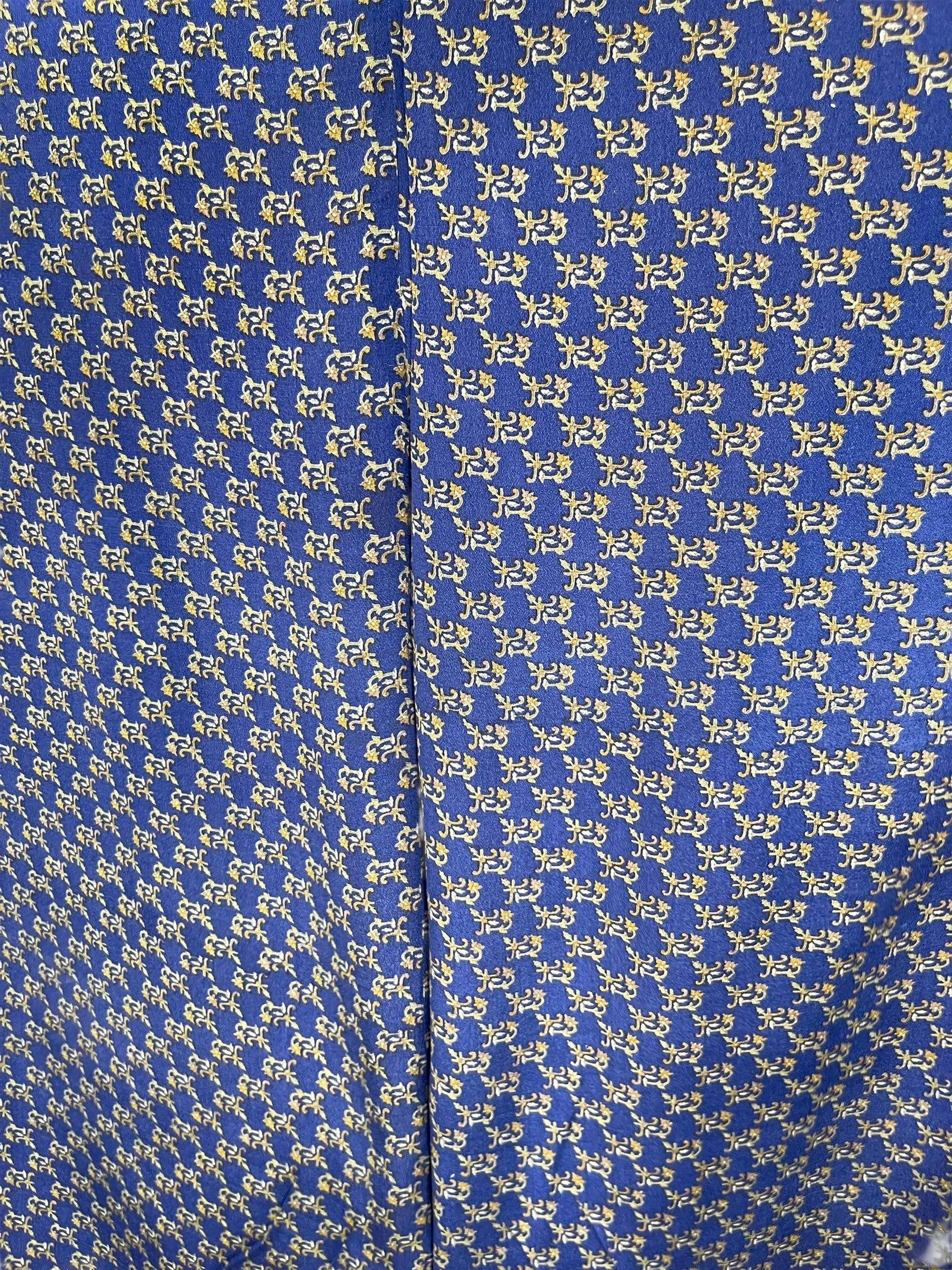 PRC7001 Avatar Pure Silk Cardigan - Velora
