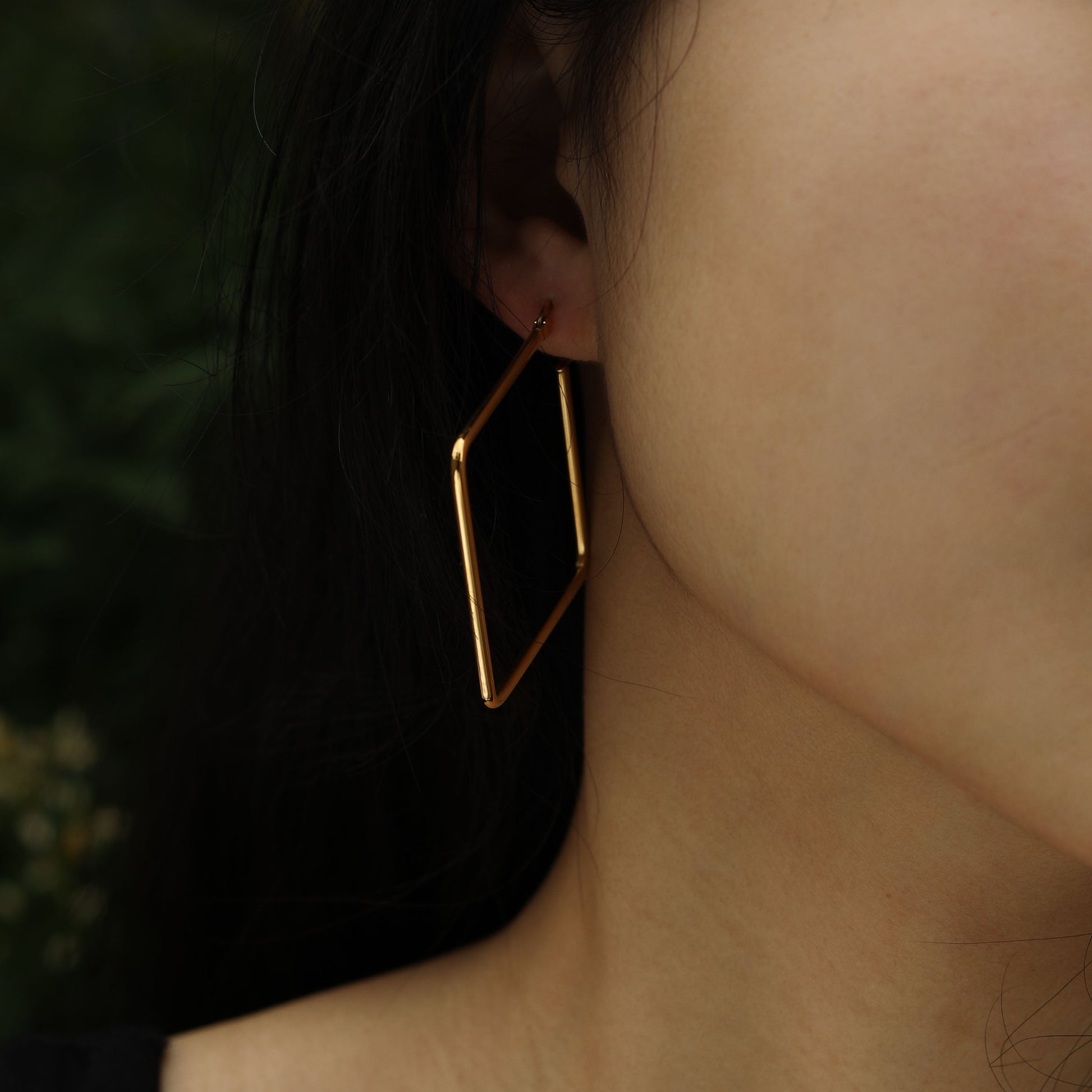 REILYNN Square Shaped Gold Hoops - Velora