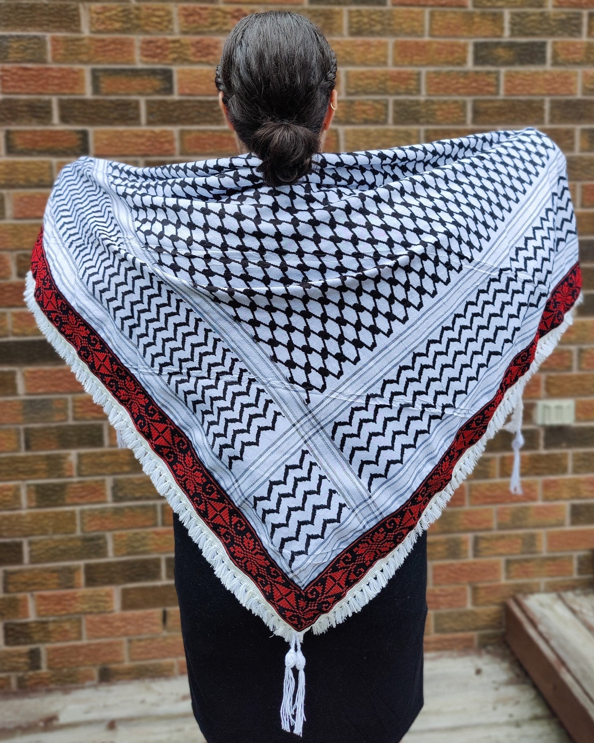 Red Tatreez Kufiya (Keffiyeh) | Triangle Shawl - Velora Luxury Fashion