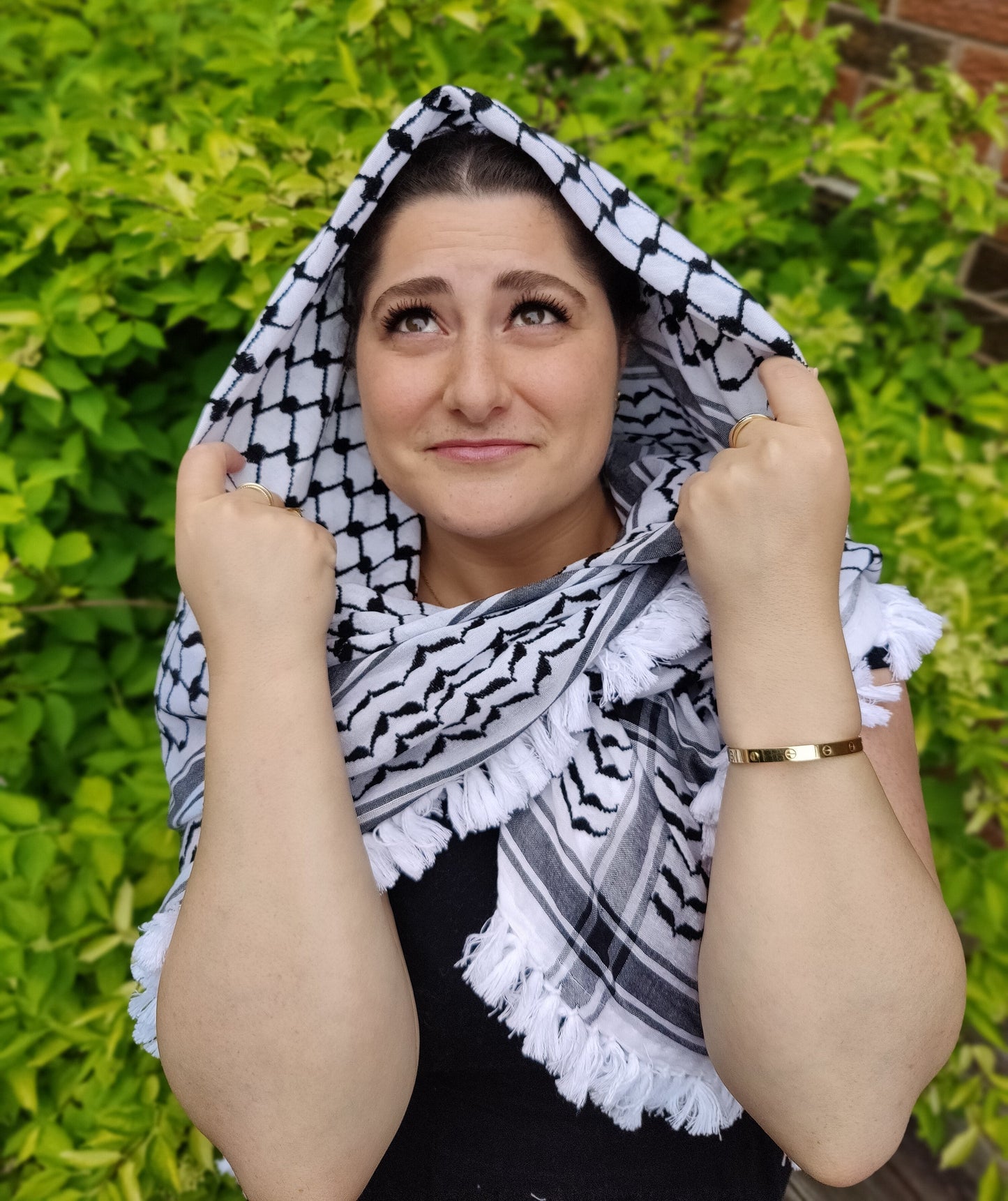 Royal Kufiya (Keffiyeh) | Handmade Tassels - Velora Luxury Fashion