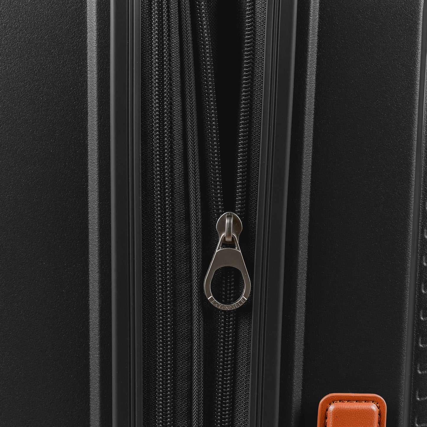 Vintage Aura / Carry-on