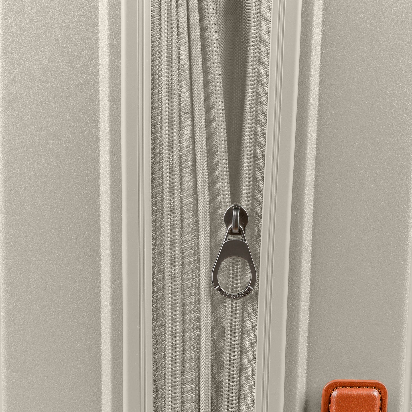 Vintage Aura / Carry-on