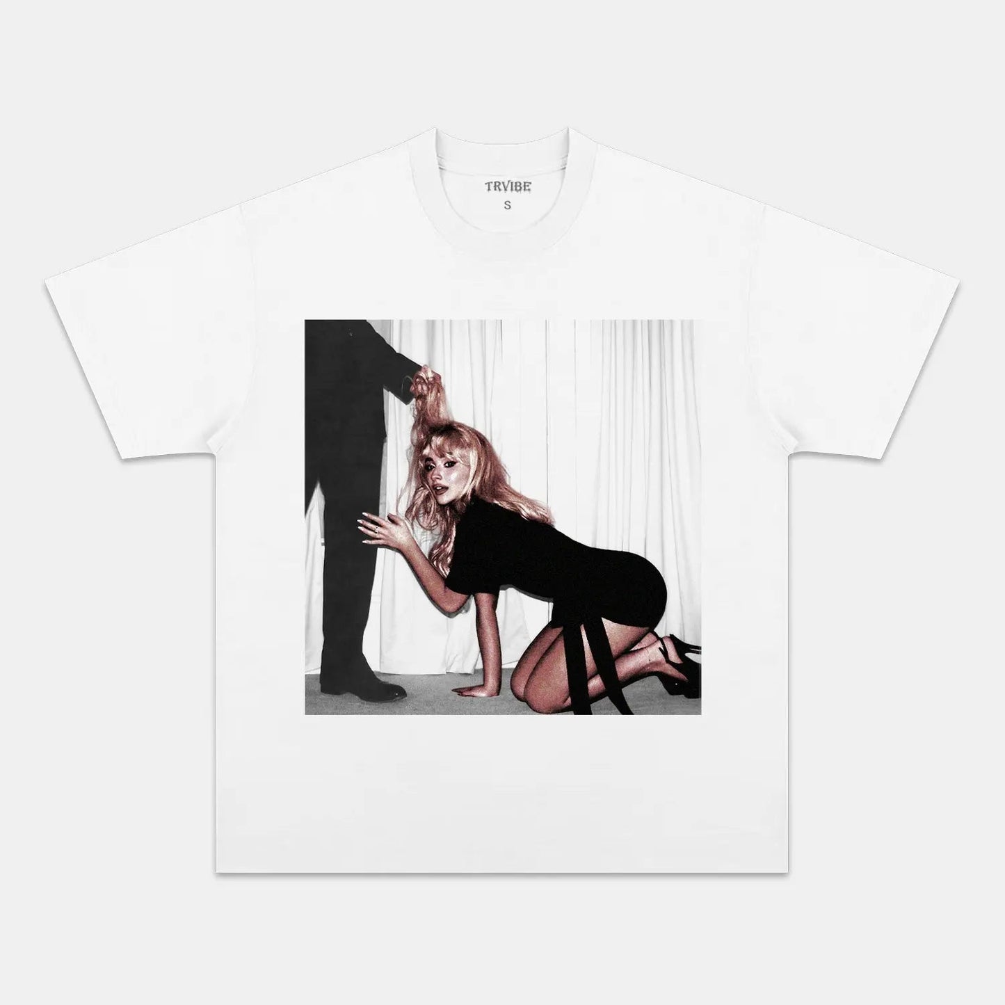 Sabrina Carpenter: Music Icon Tee V15 - Velora