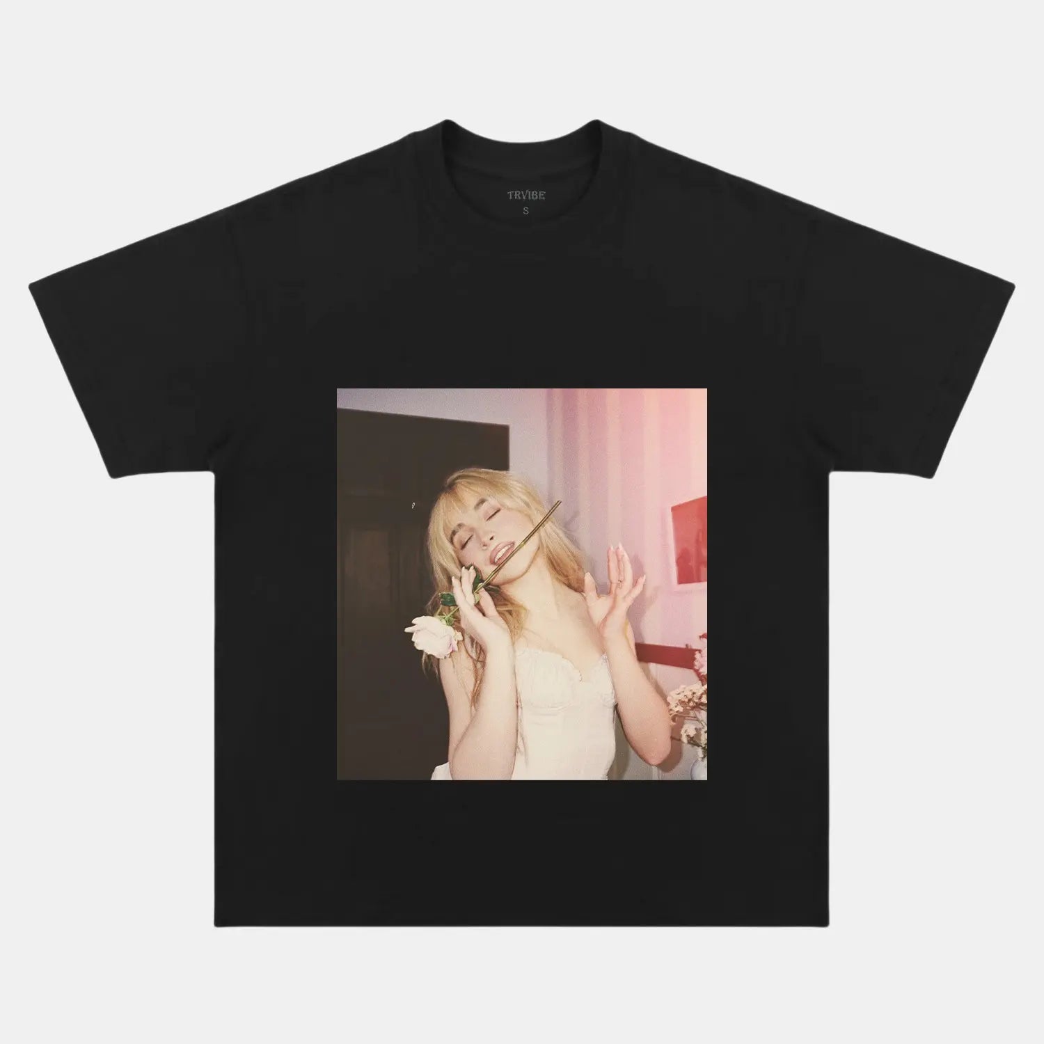 Sabrina Carpenter: Music Icon Tee V6 - Velora