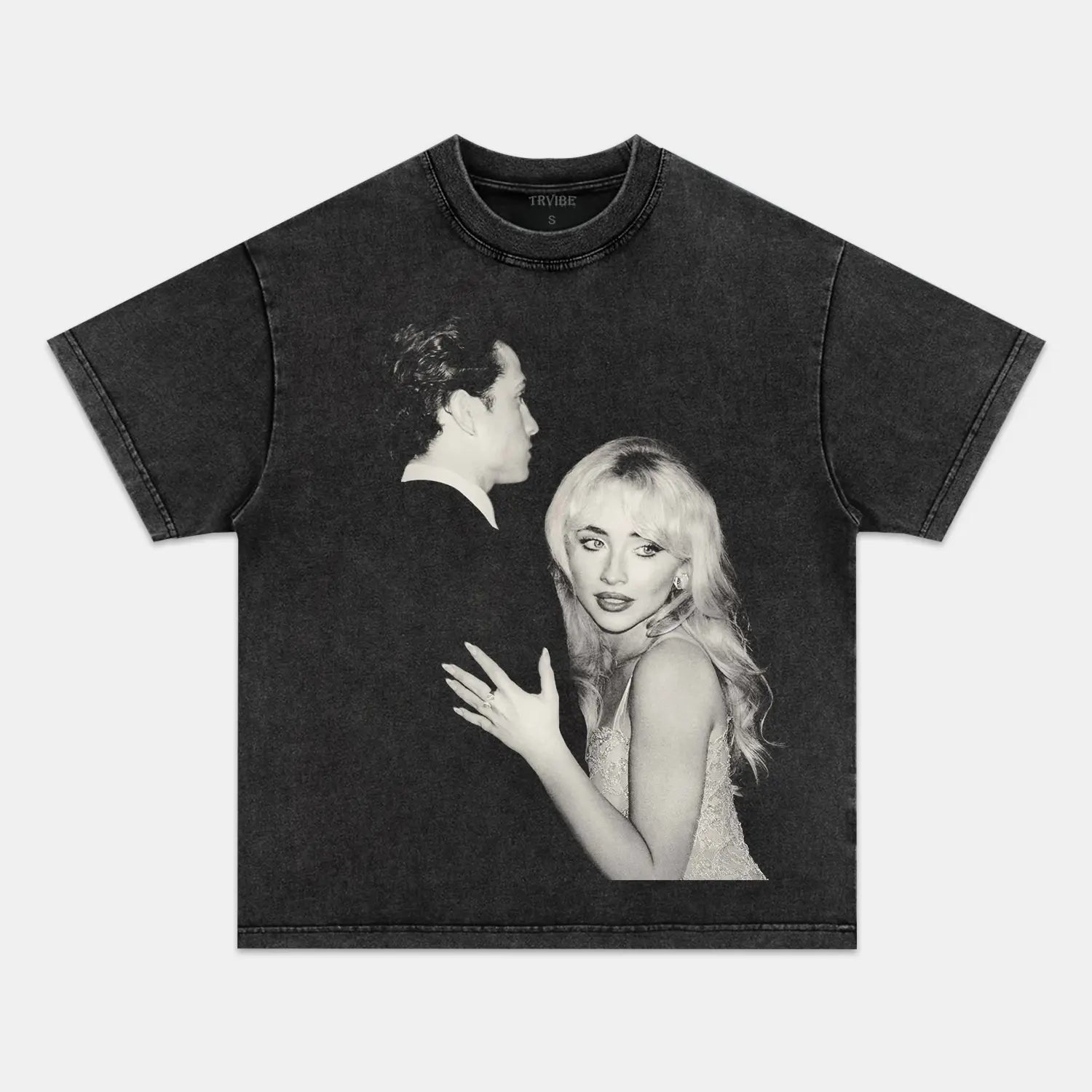 Sabrina Carpenter: Music Icon Tee V18 - Velora