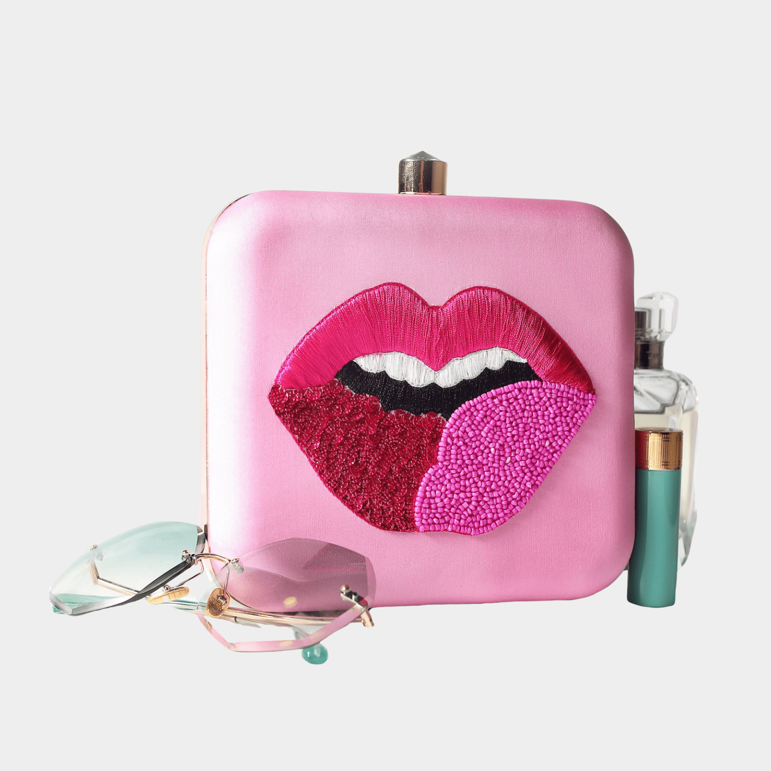 SASSY - Velora Luxury Fashion