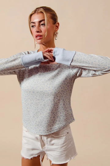 SO ME Textued Floral Knit Top with Contrast Cuffs - Velora Luxury Fashion