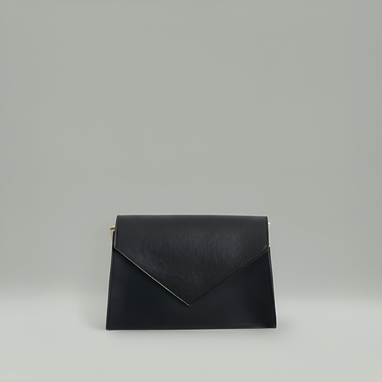 SOHO - Elegant Leather Envelope Crossbody Bag – Classic Black & Terracotta Brown - Velora Luxury Fashion