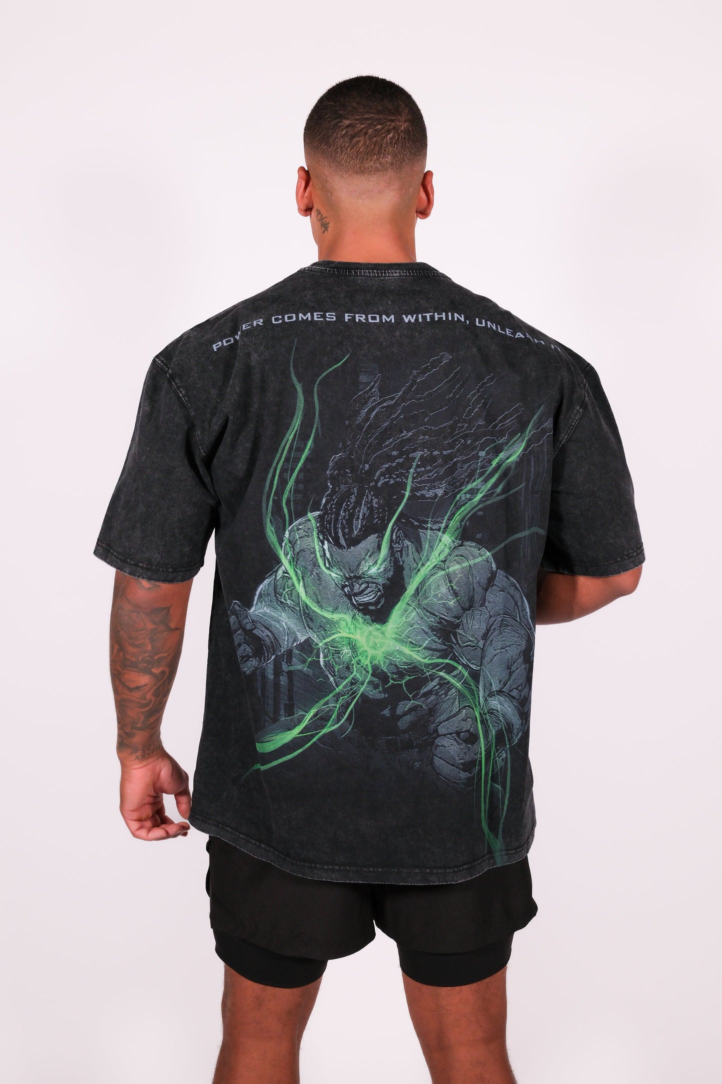 STREET FIGHTER - Velora Luxury Fashion