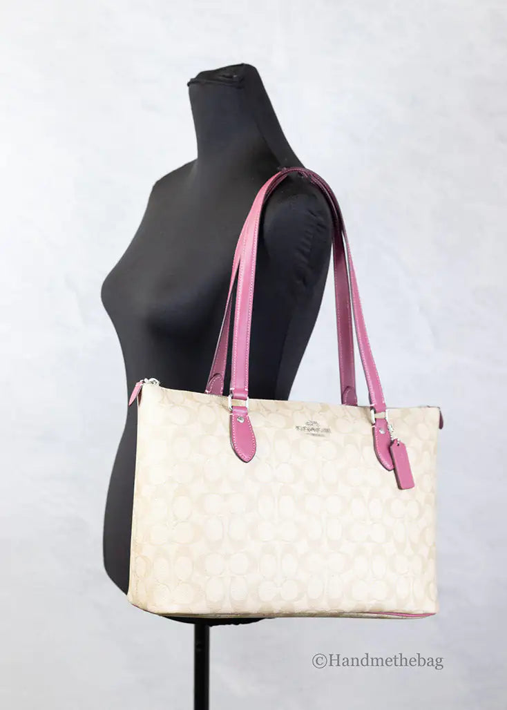 Coach Signature Gallery Canvas Tote