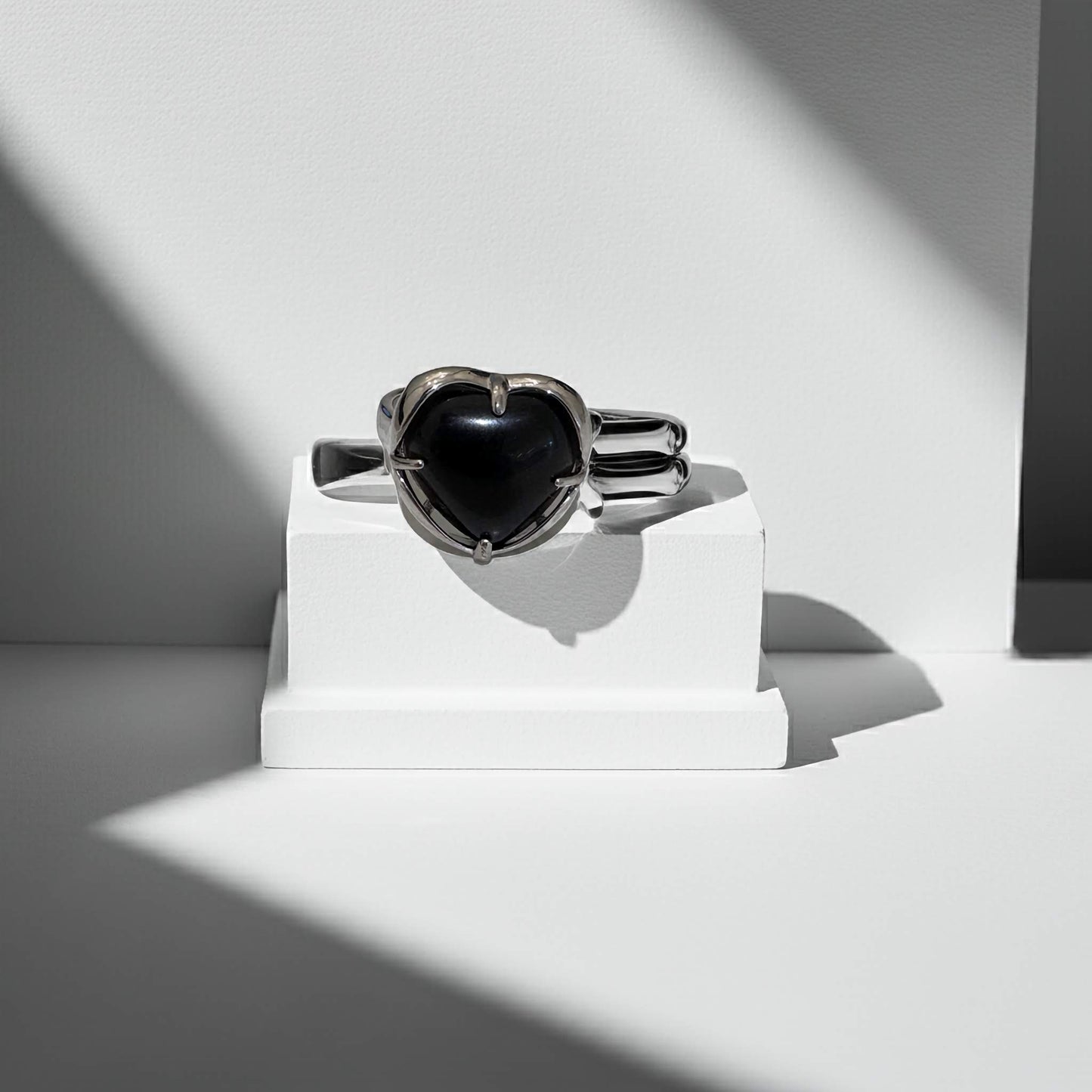 Eternal Heart Gem Ring