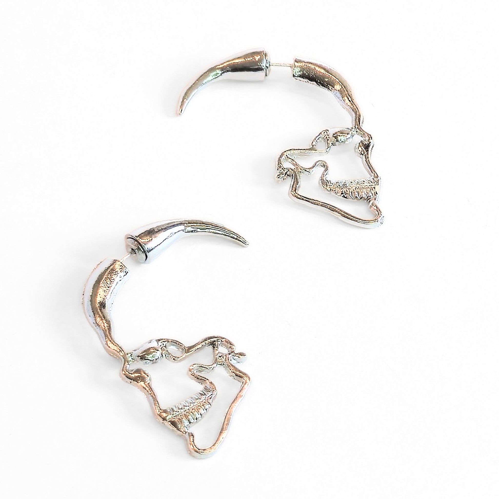 Spiked Skull Earrings - Velora