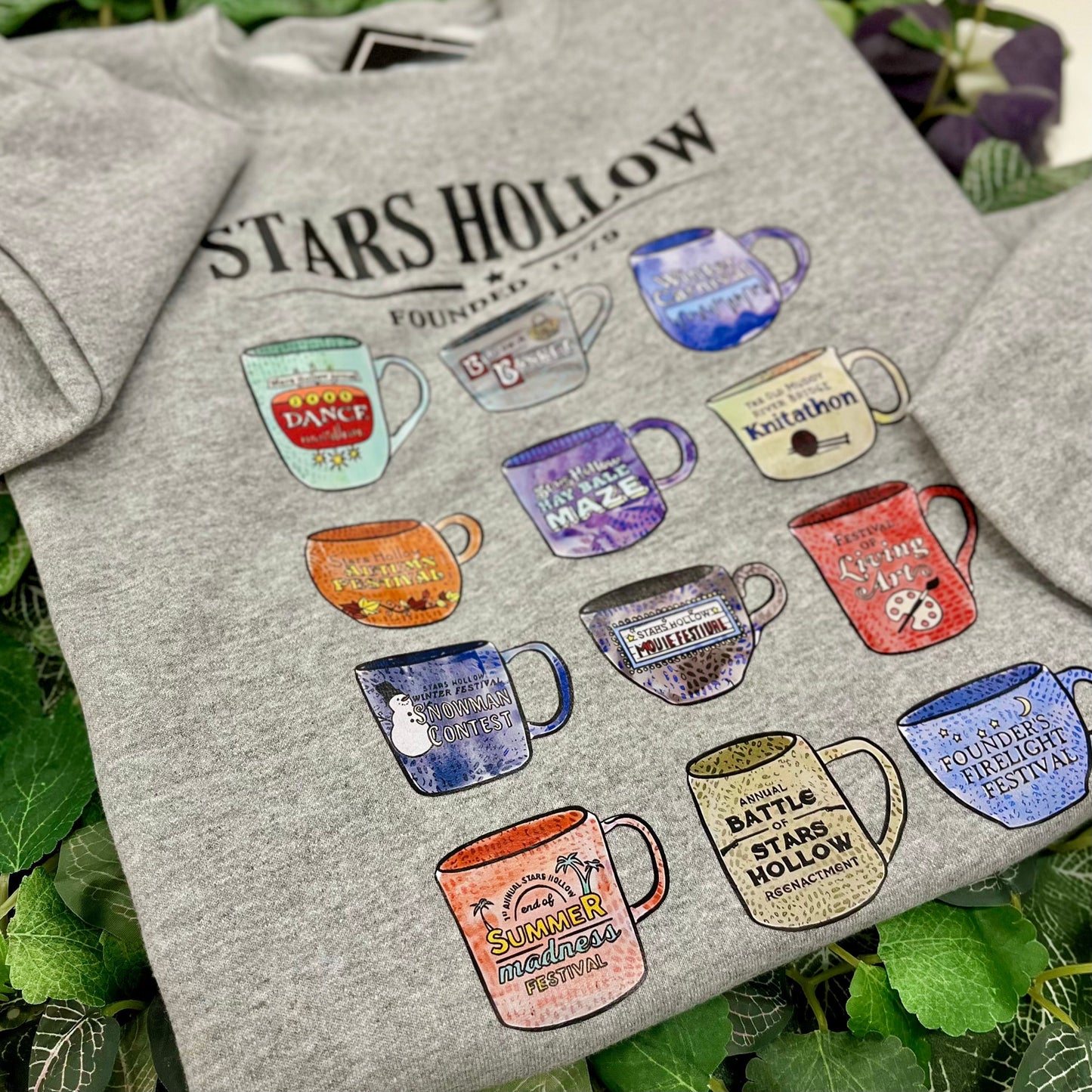 Stars Hollow Event Mug Crew (Gray) - Velora Luxury Fashion