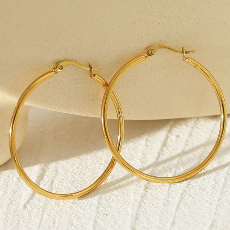 Style BIANCA Gold: Classic Essential Everyday Basic Round Gold Hoops. Available in 7 Sizes - 1cm to 6cm - Velora Luxury Fashion