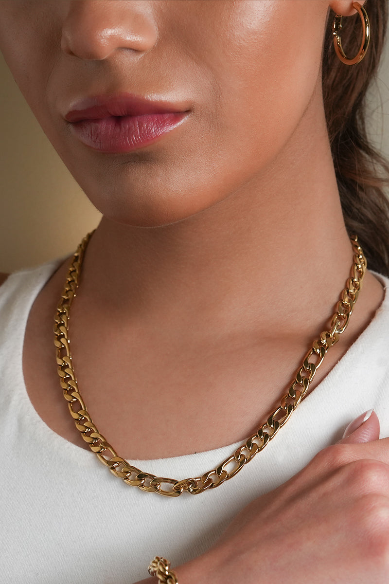 Style SUTTON: Cuban-Link Statement Chain Necklace in Gold - Velora Luxury Fashion
