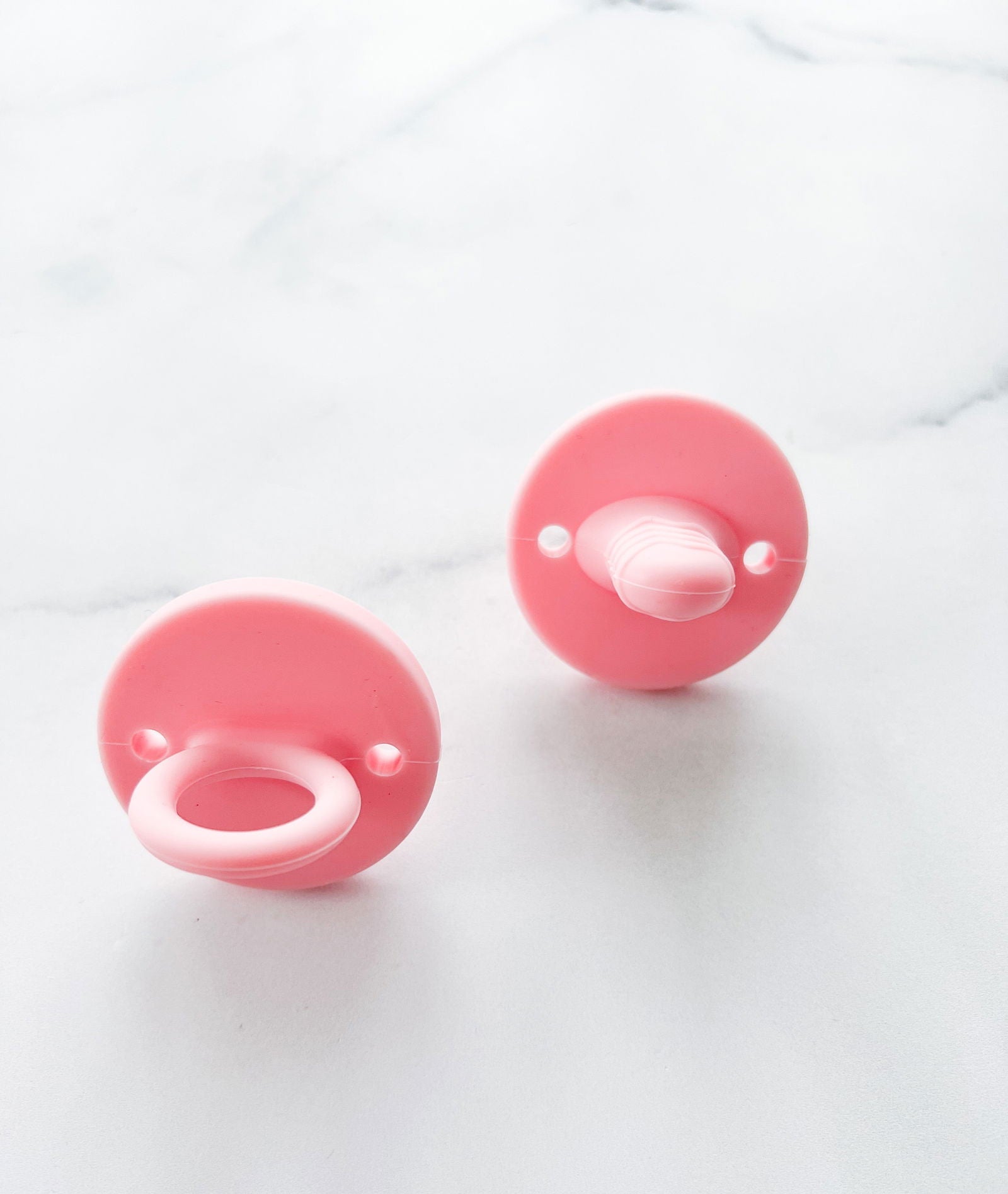 Suce de dentition rose - Velora Luxury Fashion