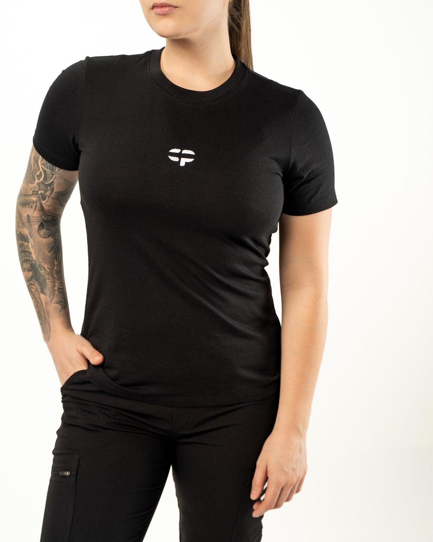 T-shirt - Velora Luxury Fashion