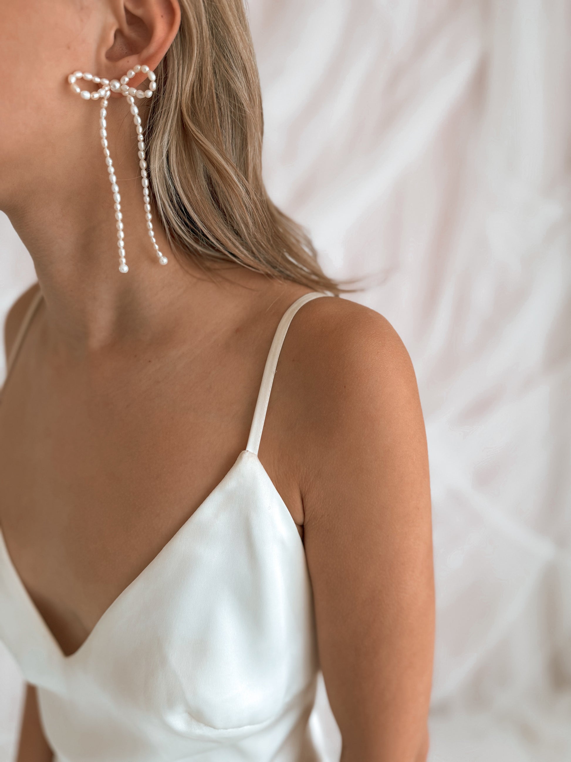 The Brianna Bow Earrings - Velora Luxury Fashion