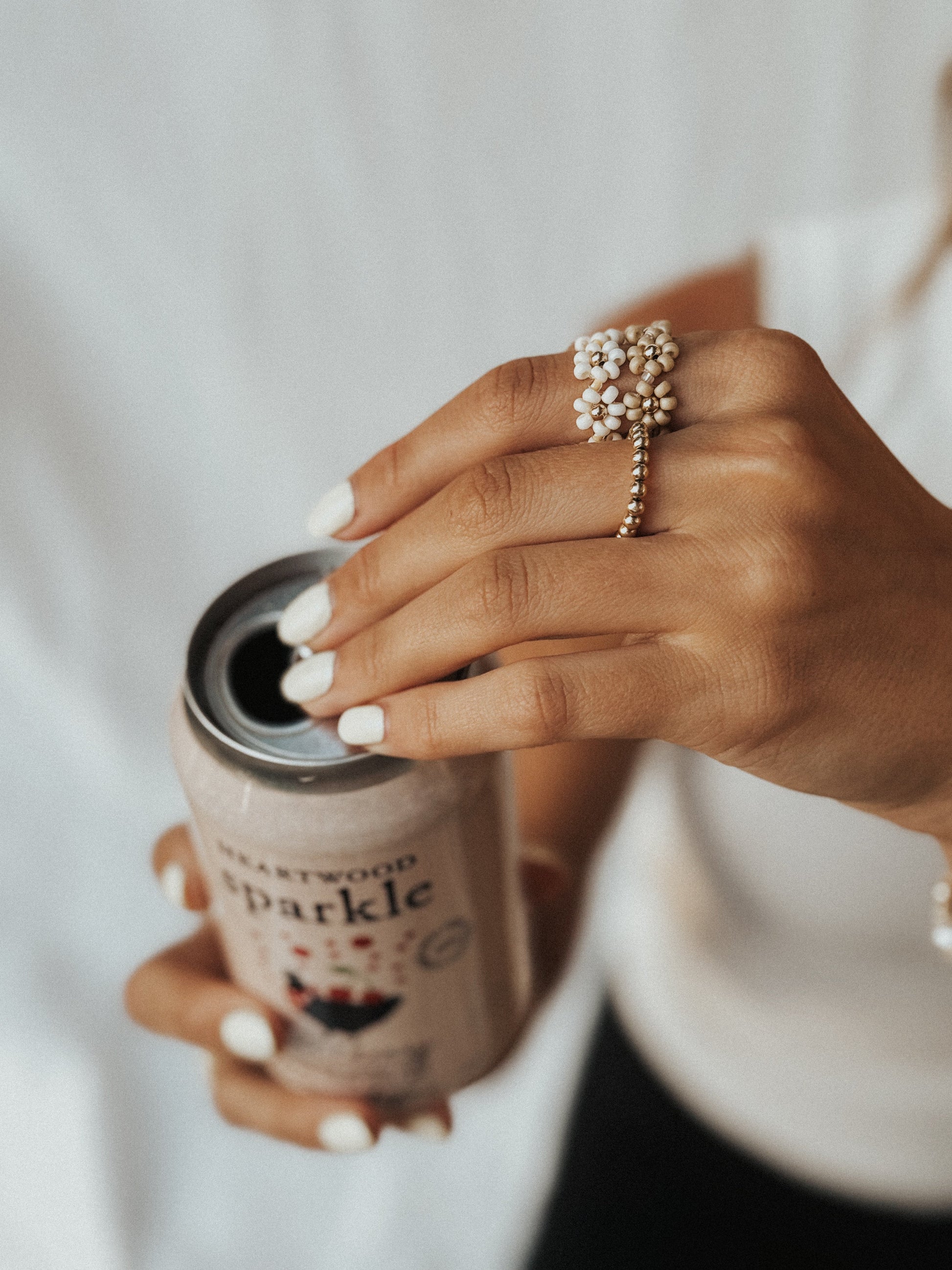 The Daisy Chain Ring Collection - Velora Luxury Fashion