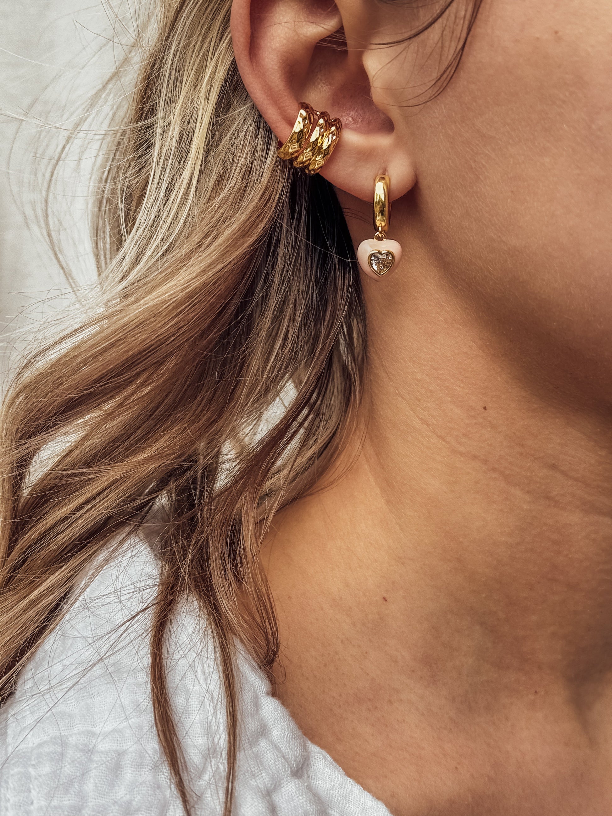 The Davie Heart Huggies - Velora Luxury Fashion