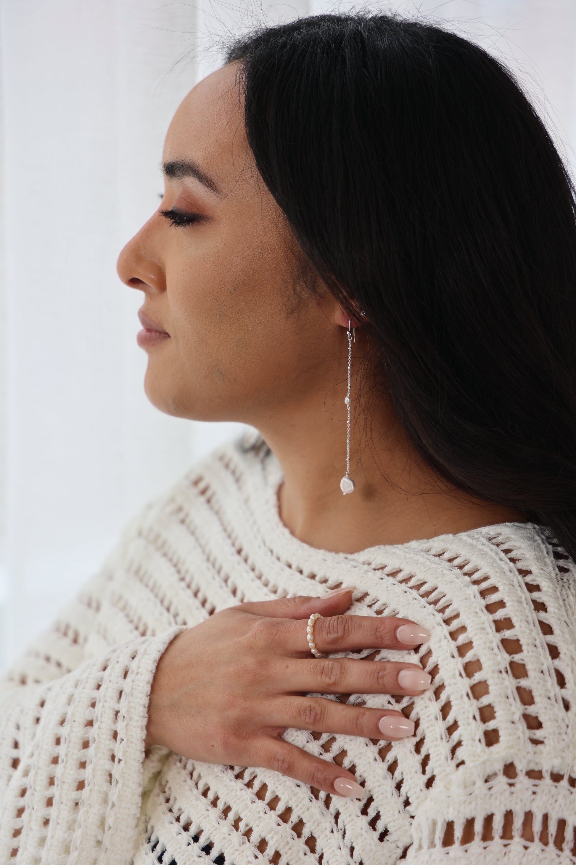 The Kate Drop Earrings - Velora Luxury Fashion