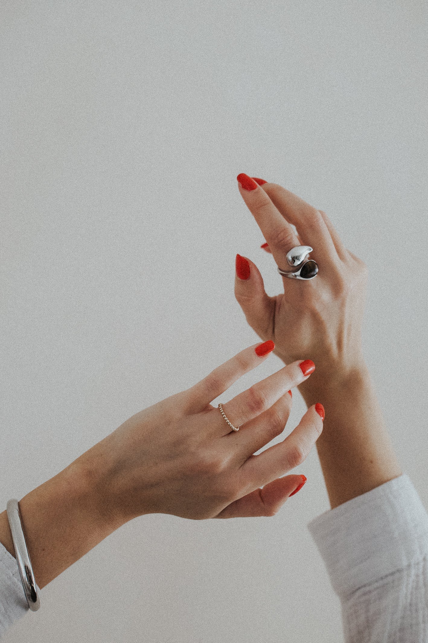 The Katherine Ring ( Gold & Silver ) - Velora Luxury Fashion