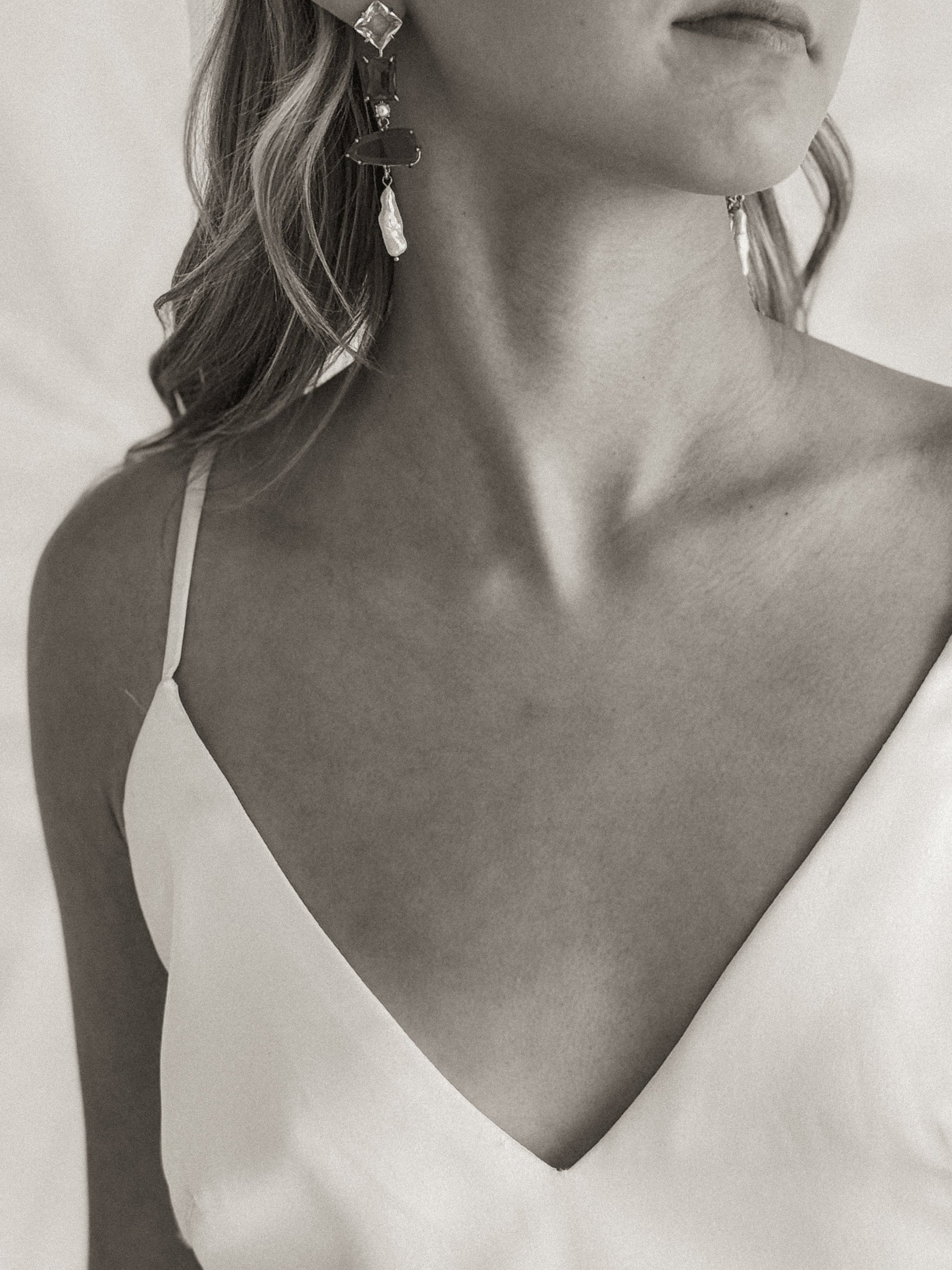 The Kenzie asymmetric earrings - Velora Luxury Fashion