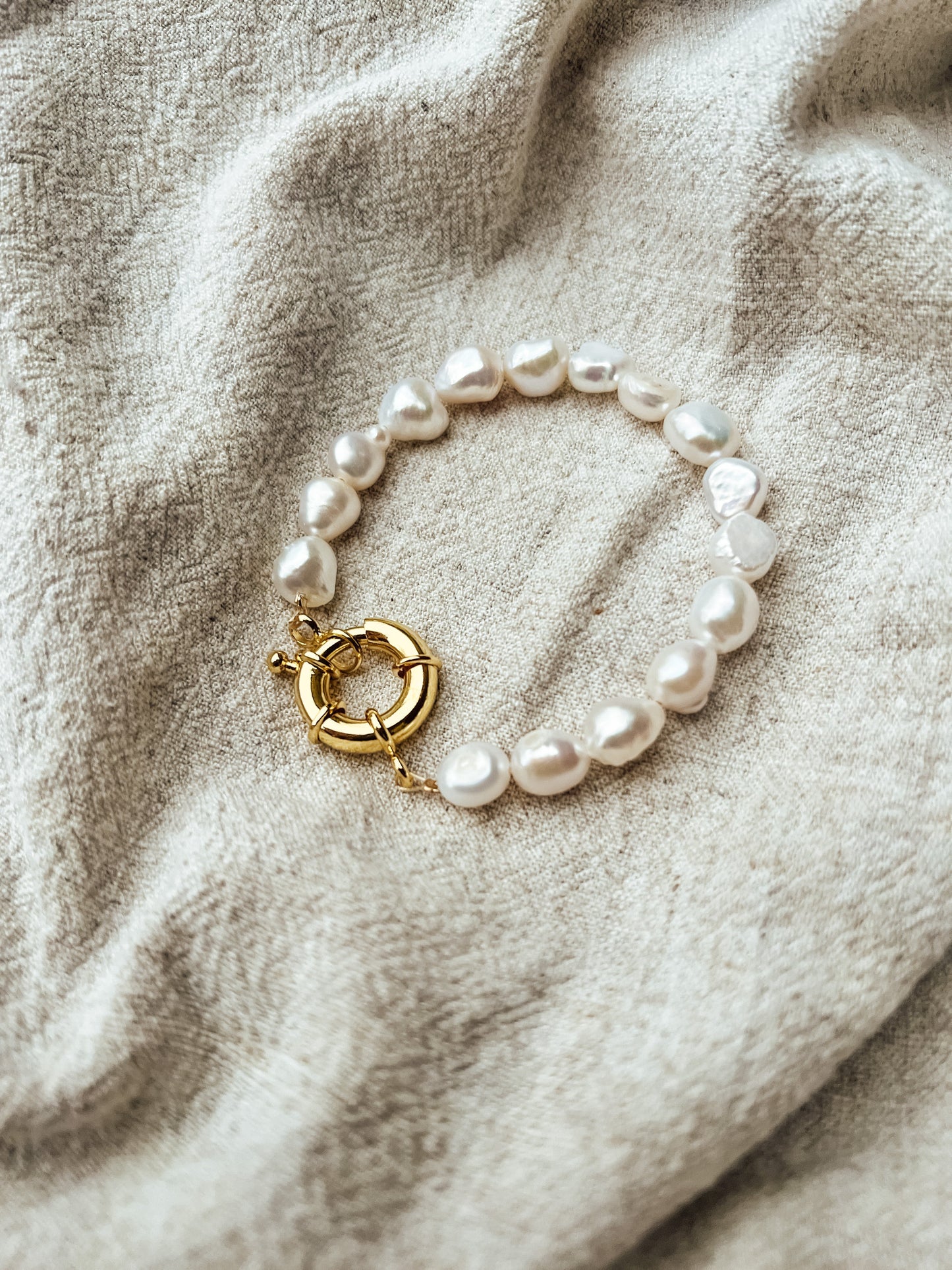 The Malia Pearl Bracelet - Velora Luxury Fashion