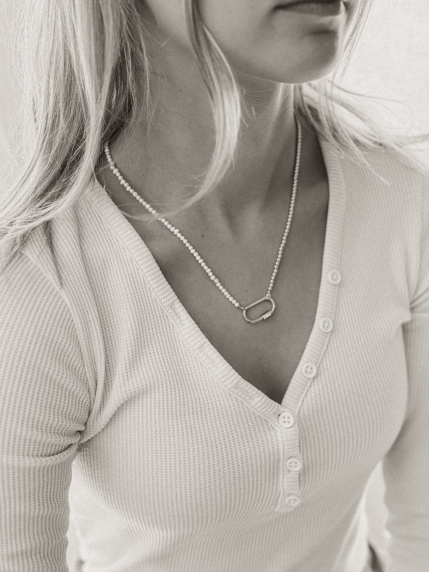 The Manhattan Necklace - Velora Luxury Fashion