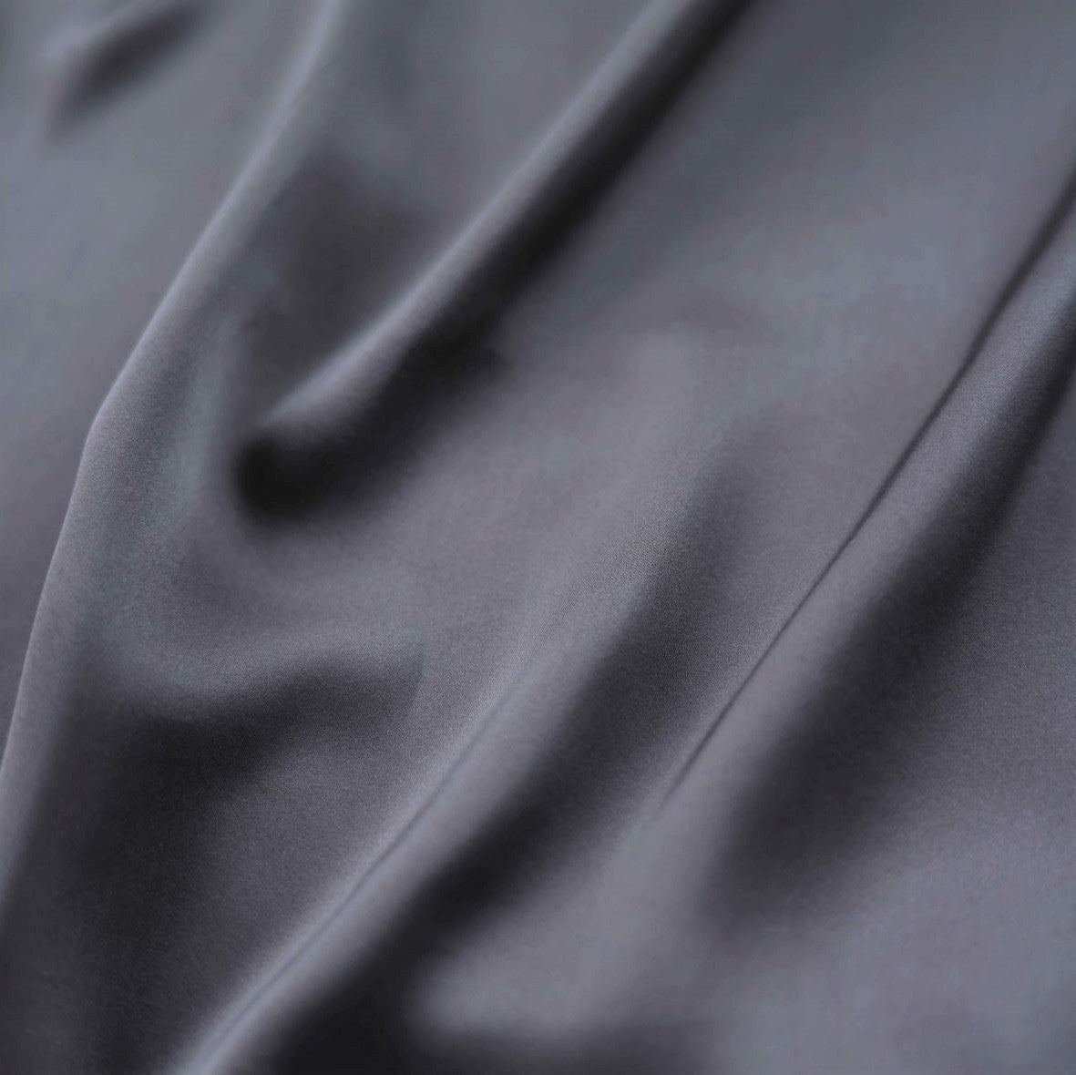 The Paradise Pillowcase - Velora Luxury Fashion