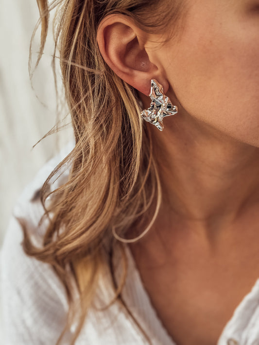 The River Studs In Gold And Silver - Velora Luxury Fashion