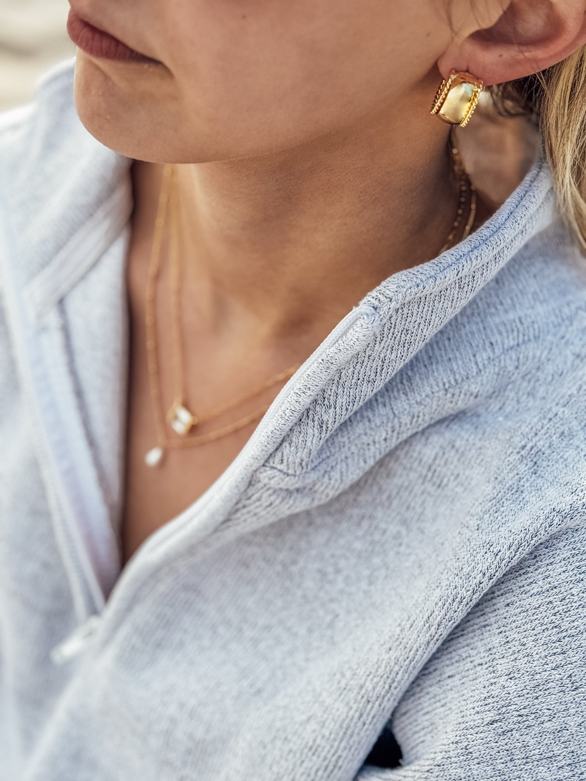 The Sidney Hoop Earrings - Velora Luxury Fashion