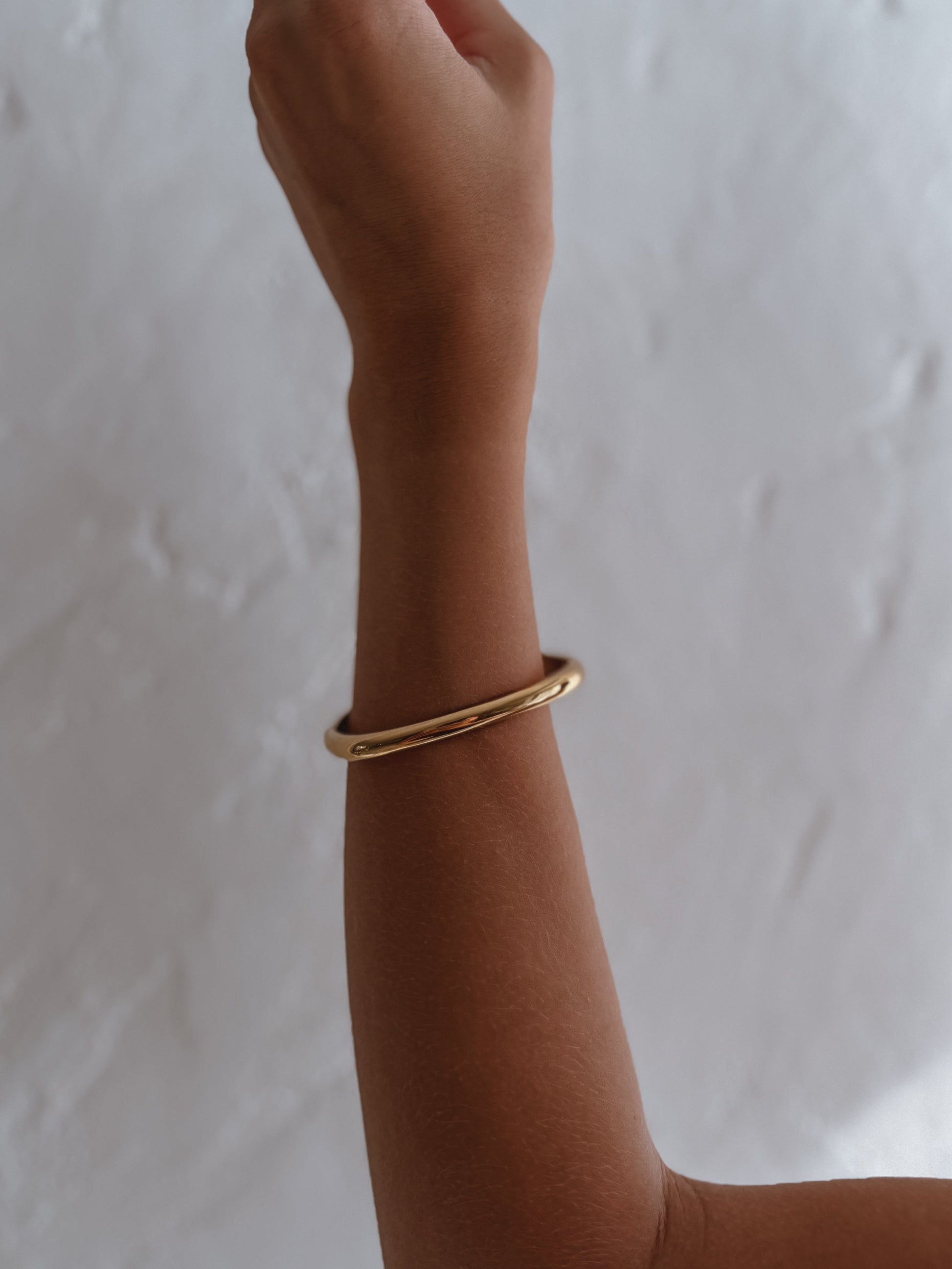 The Vera Bangle - Velora Luxury Fashion
