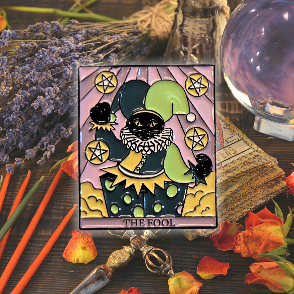 "The Fool" Cat Tarot Card | Collectible Pin - Velora
