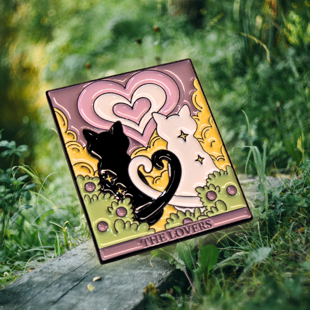 "The Lovers" Cat Tarot Card | Collectible Pin - Velora